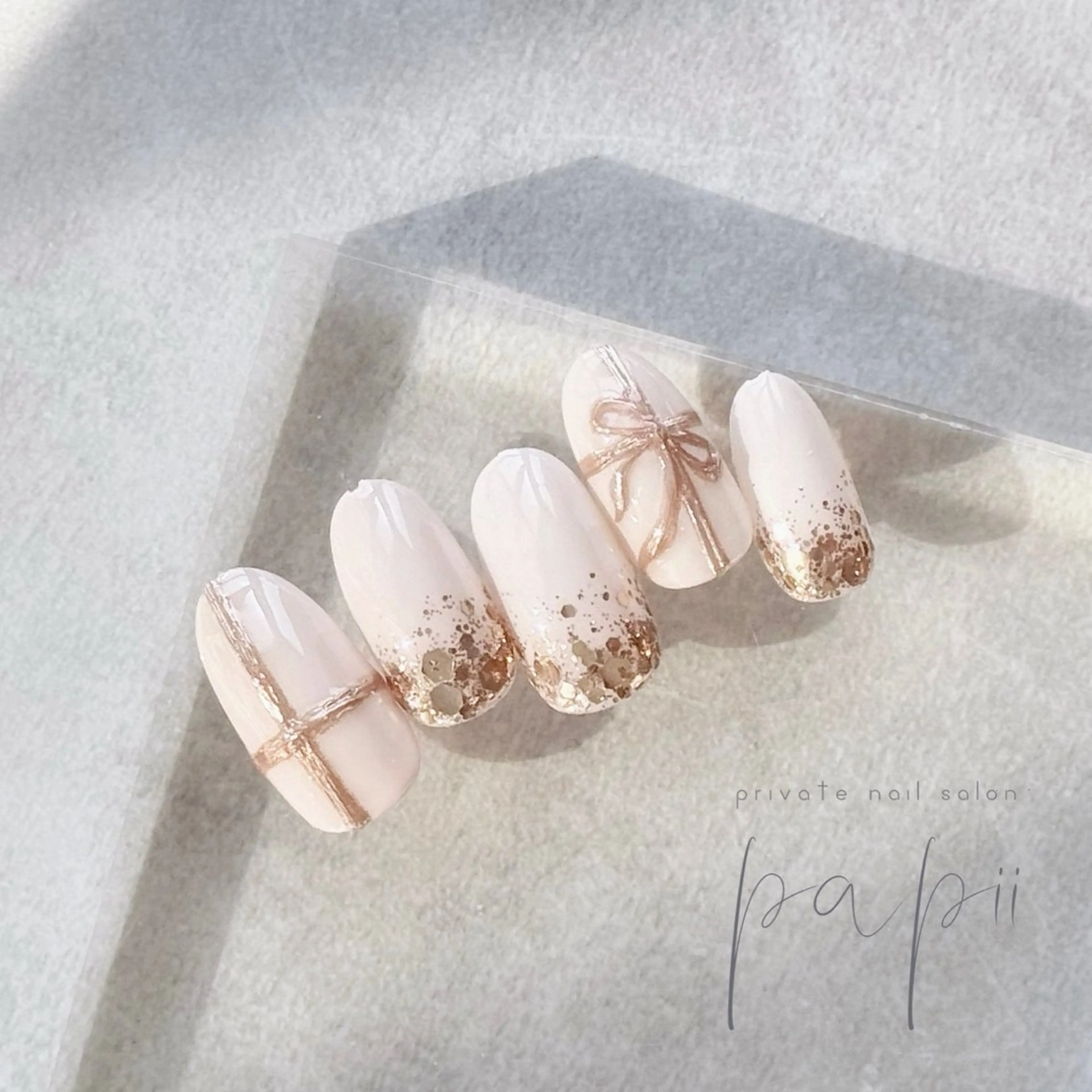 ネイル ラメ(グリッター) リボン シンプルネイル ハンドネイル papii☆ kurodaのネイルデザイン