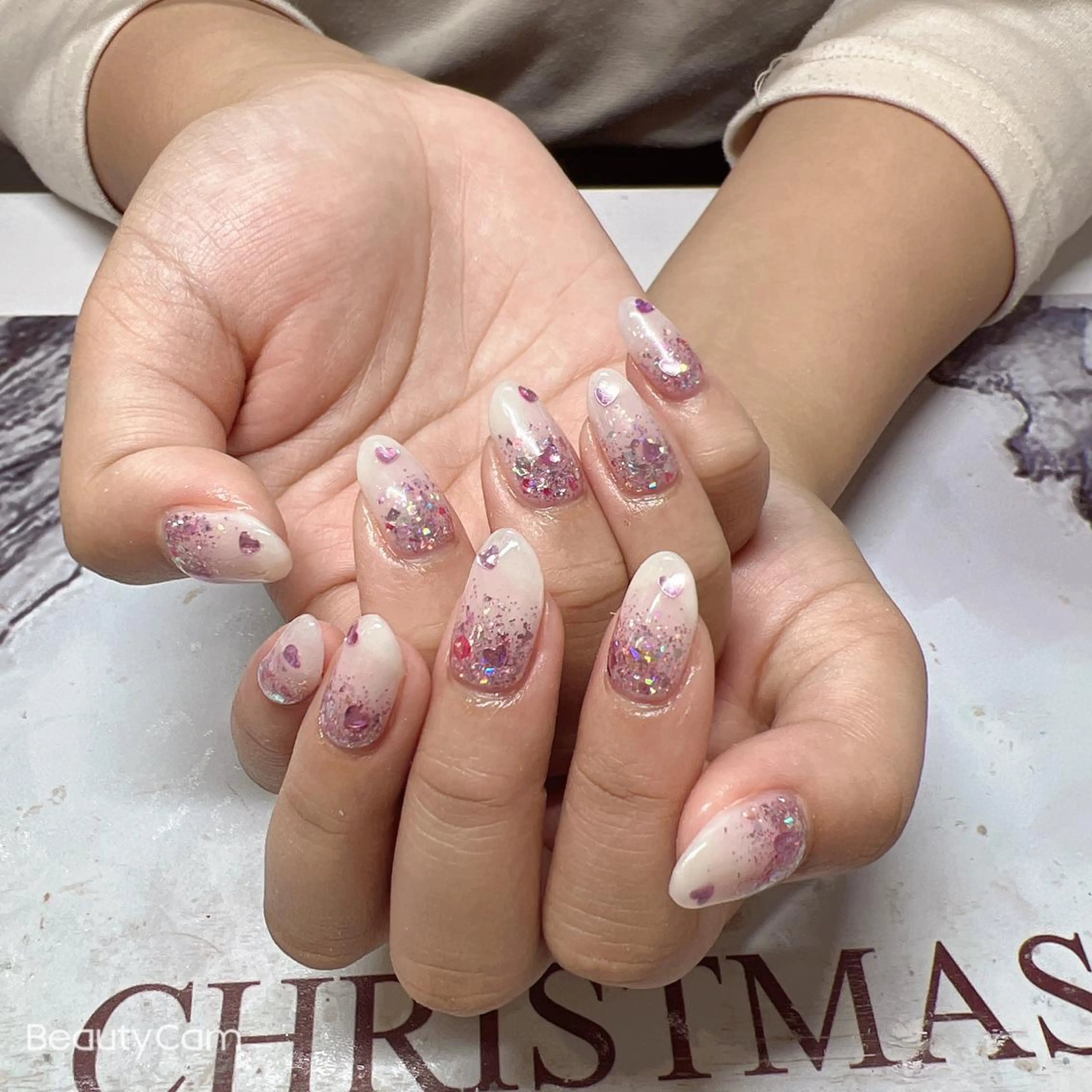 ネイル ガレンドウ 白澤 愛子のネイルデザイン