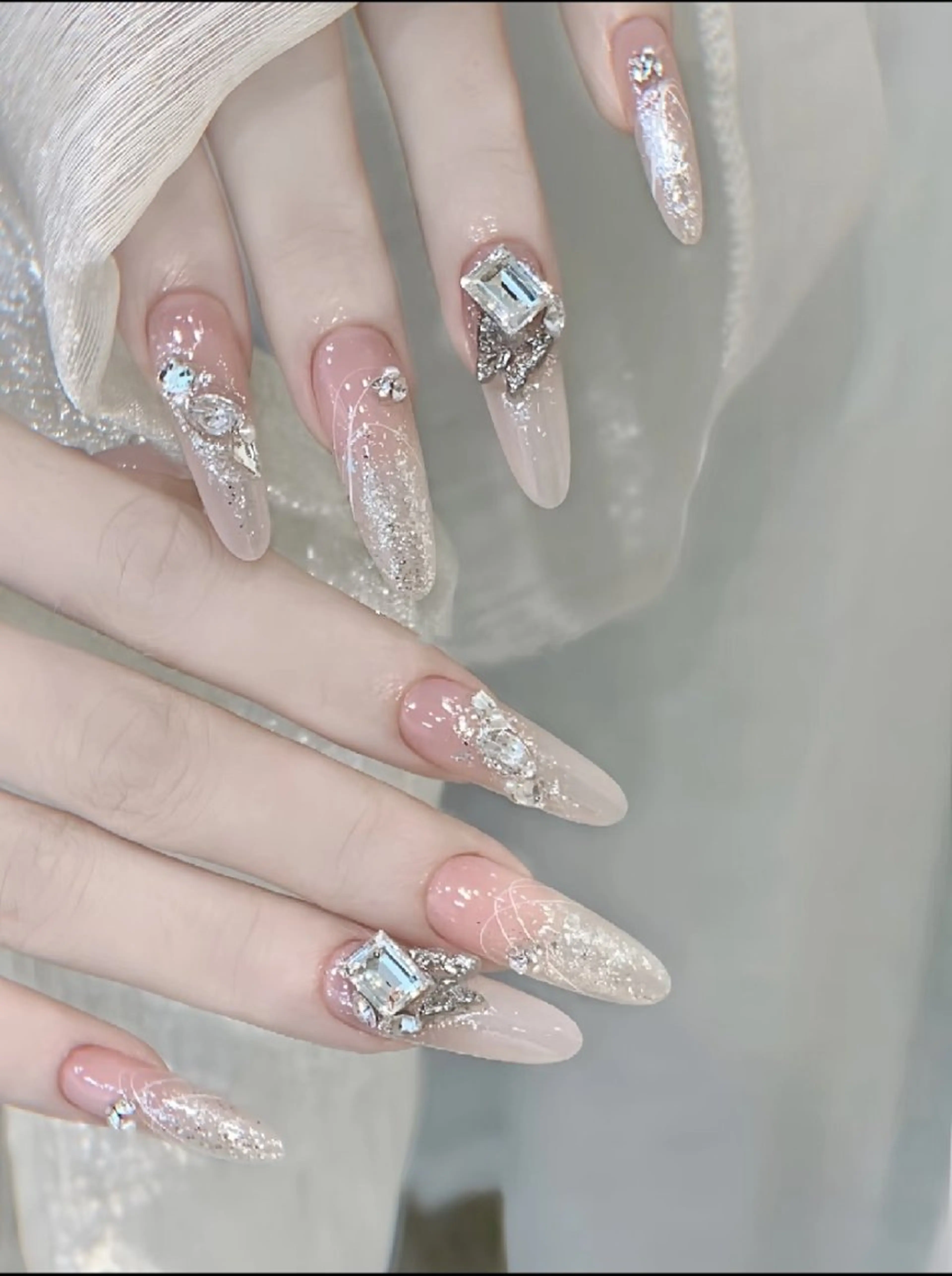 ネイル nail&eye OMI 北千住のネイルデザイン