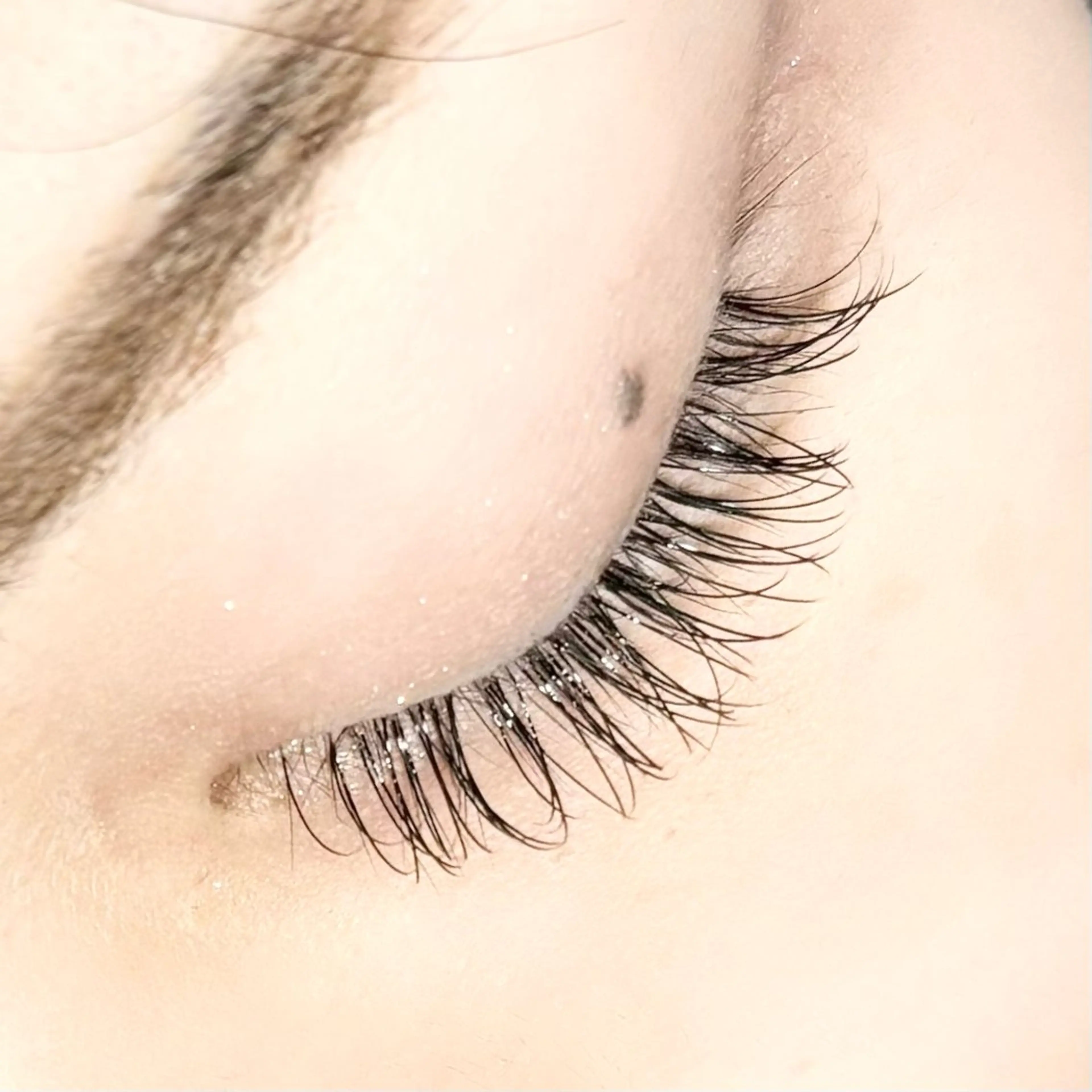 マツエク・マツパ フラットラッシュ 岸本 実奈のマツエク・マツパデザイン