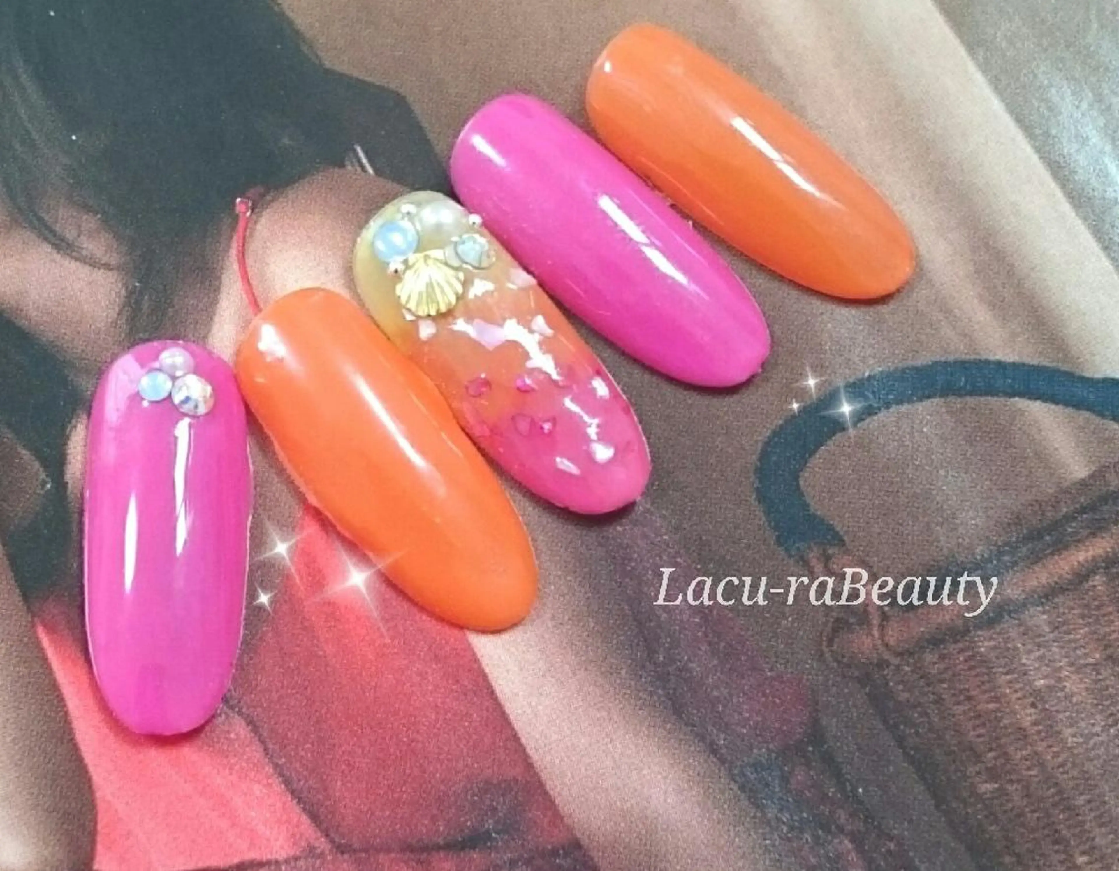 ネイル 夏ネイル 小顔と腸の専門店 ラクーラビューティのエステ・リラクイメージ