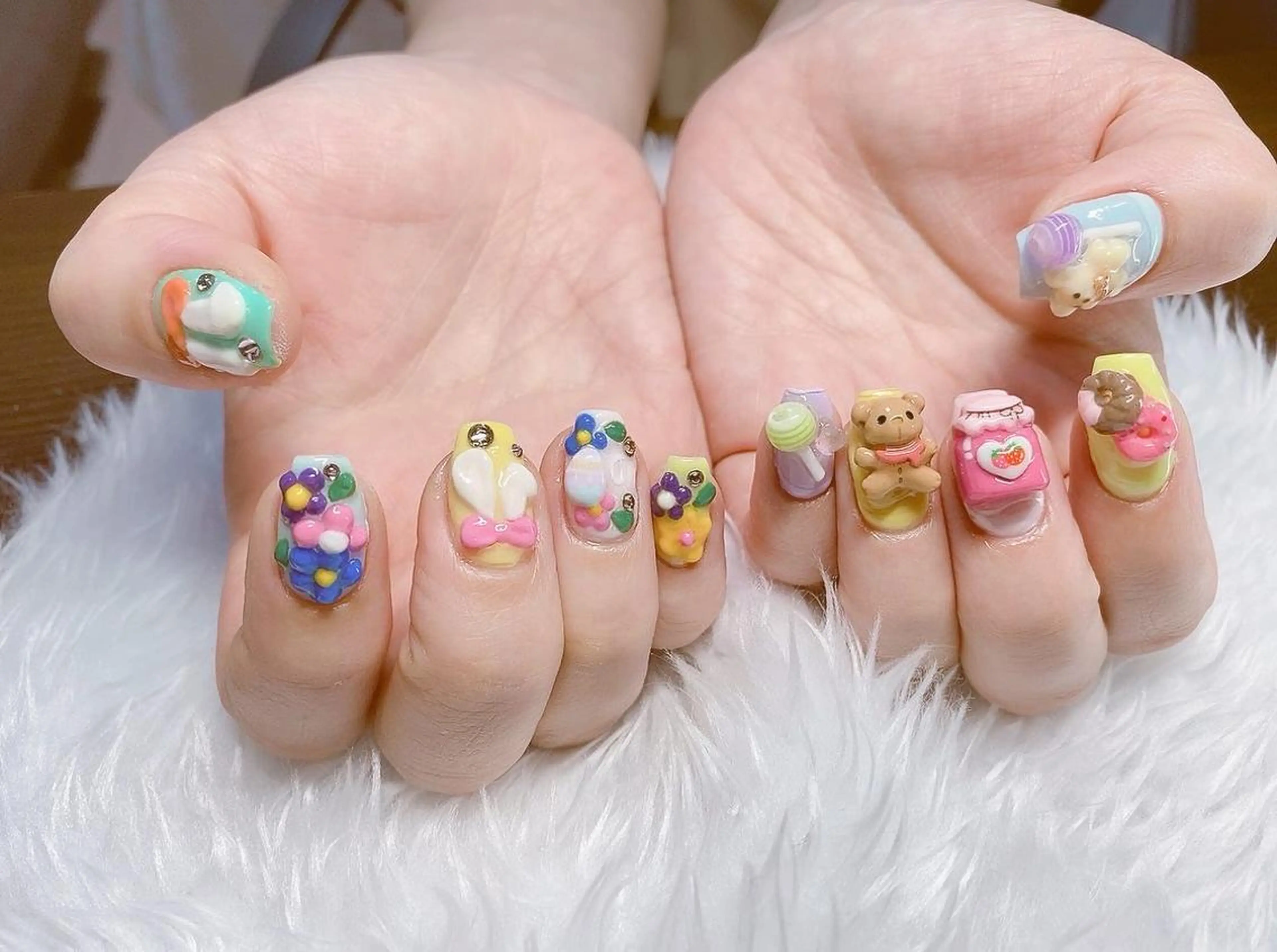 ネイル ハンドネイル フットネイル ネイルサロン HARRYS所属・ネイル・脱毛サロン HARRYSのエステ・リラクイメージ