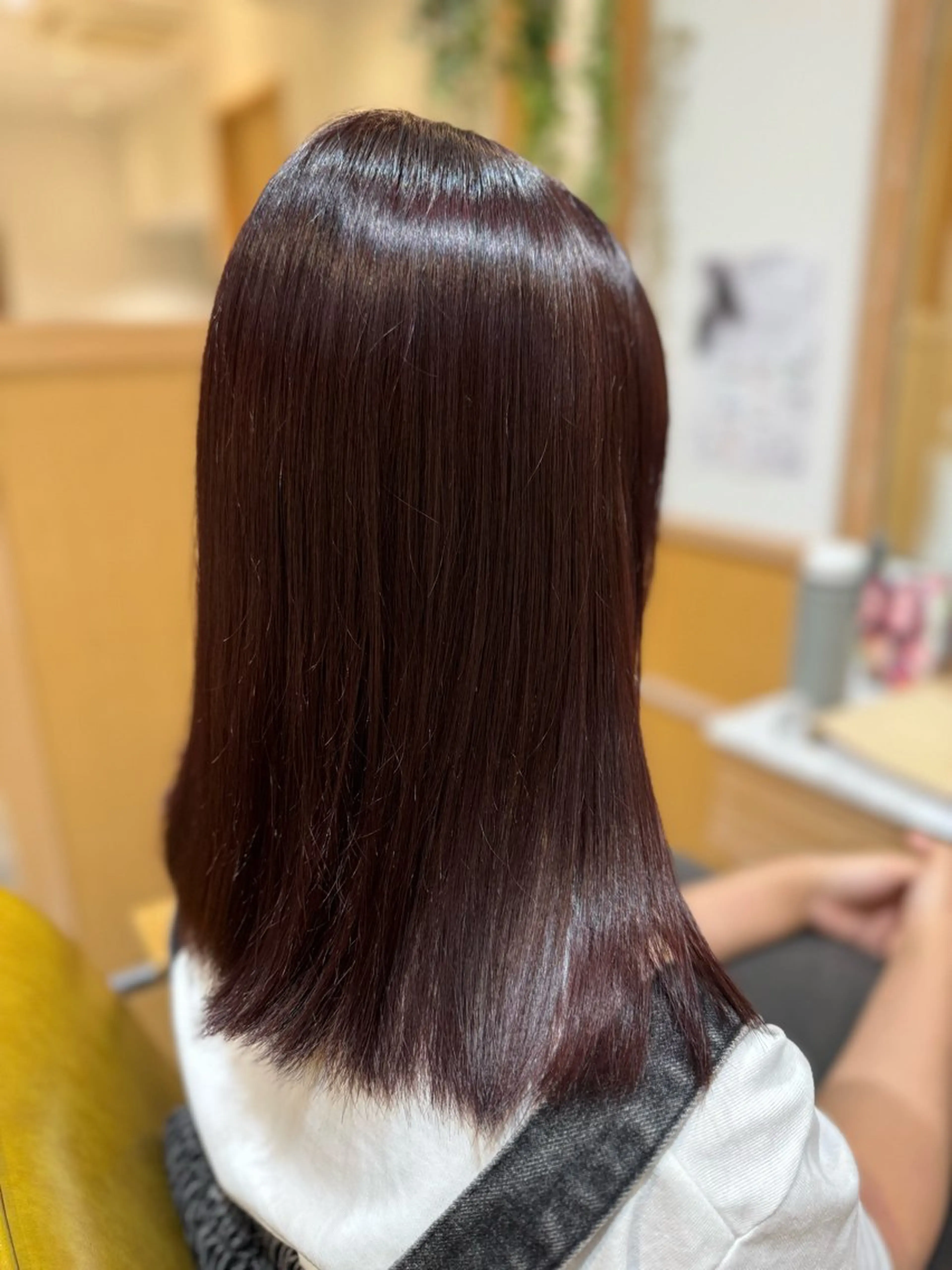 セミロング カラー ブリーチ ブリーチなしカラー 木村 涼雅のヘアスタイル