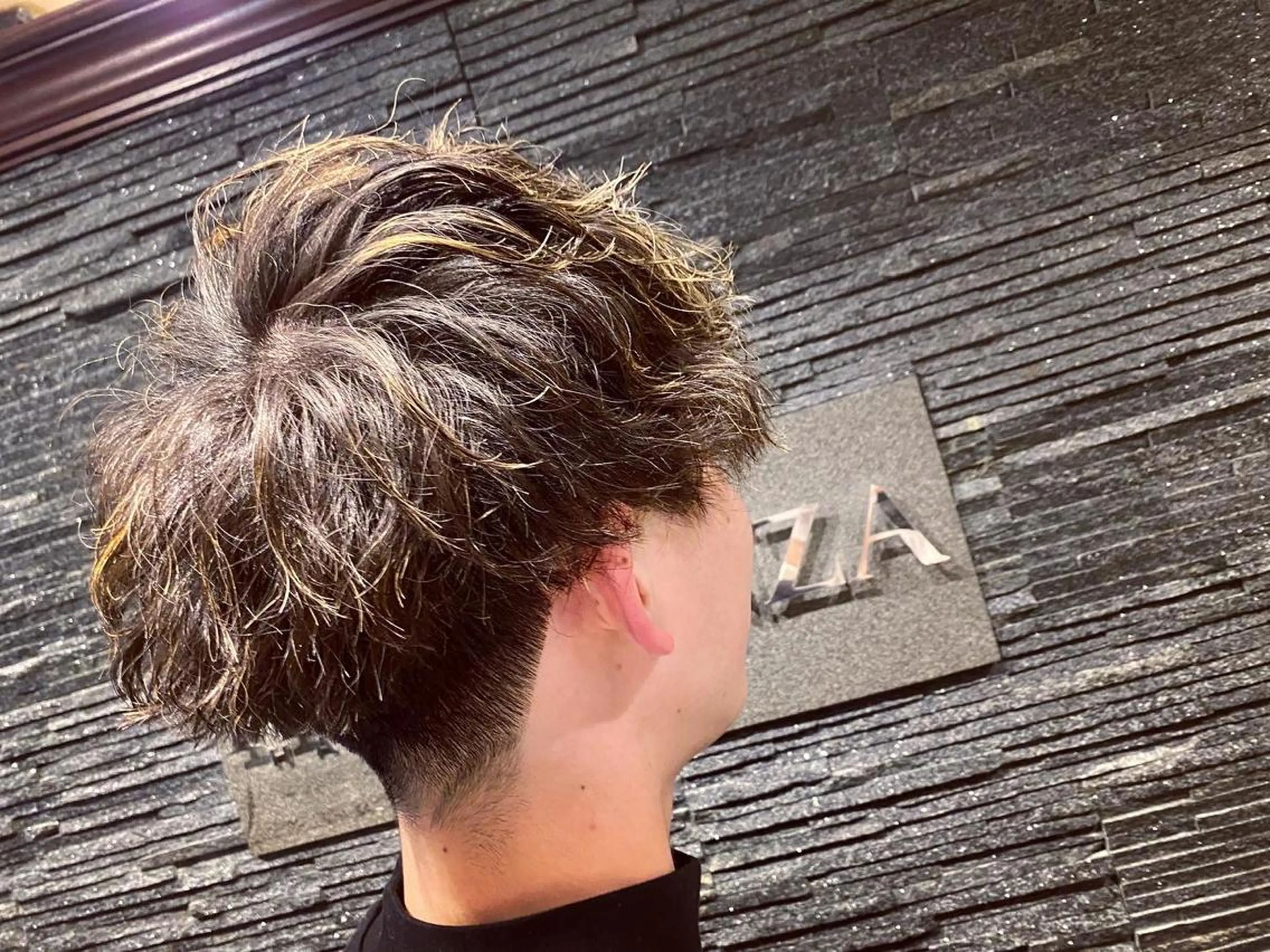 ショート パーマ メンズ 浅見 天翔のヘアスタイル