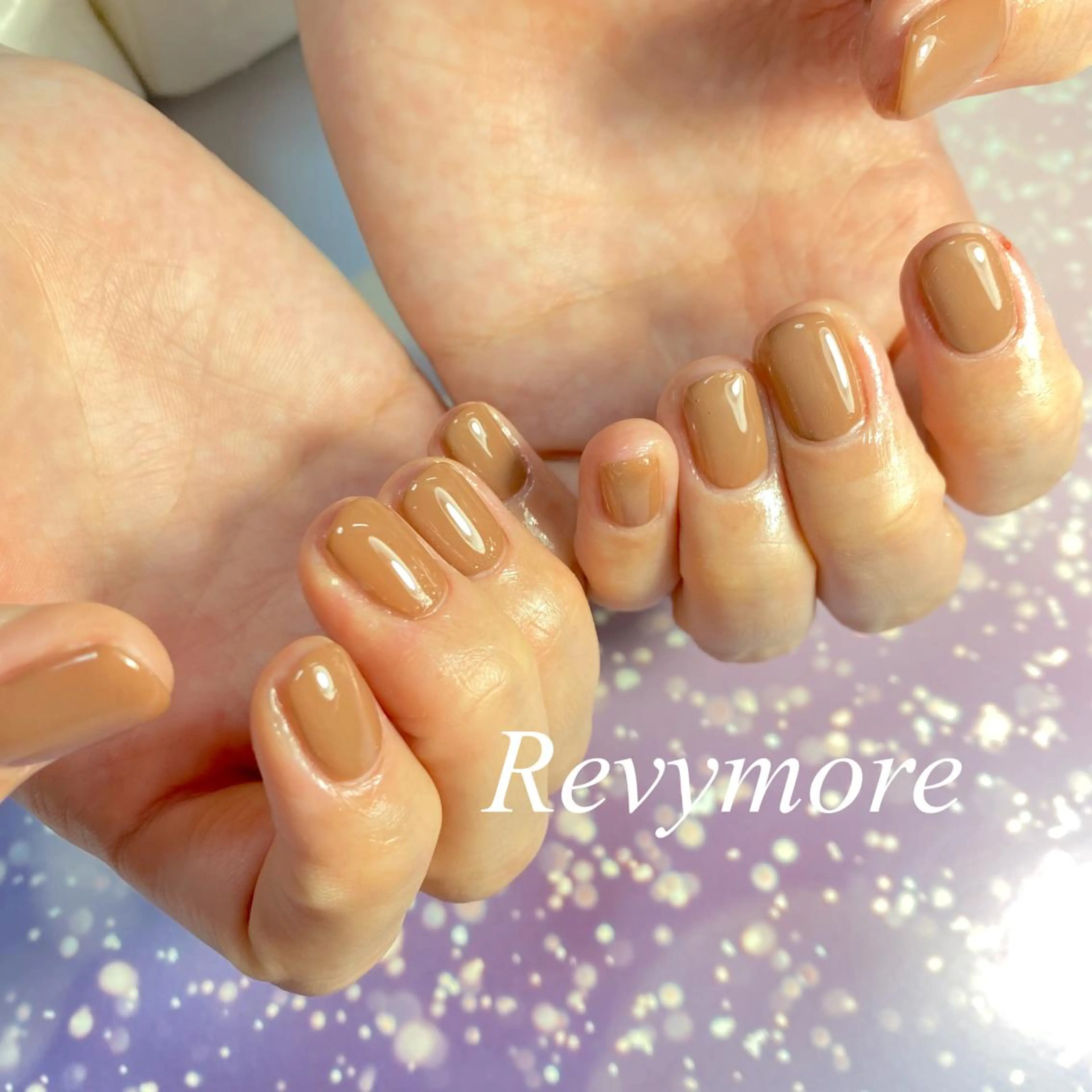 ショート ネイル クリスマス ジェルネイル ニュアンスネイル オフィスネイル シンプルネイル nail salon Revymoreのネイルデザイン