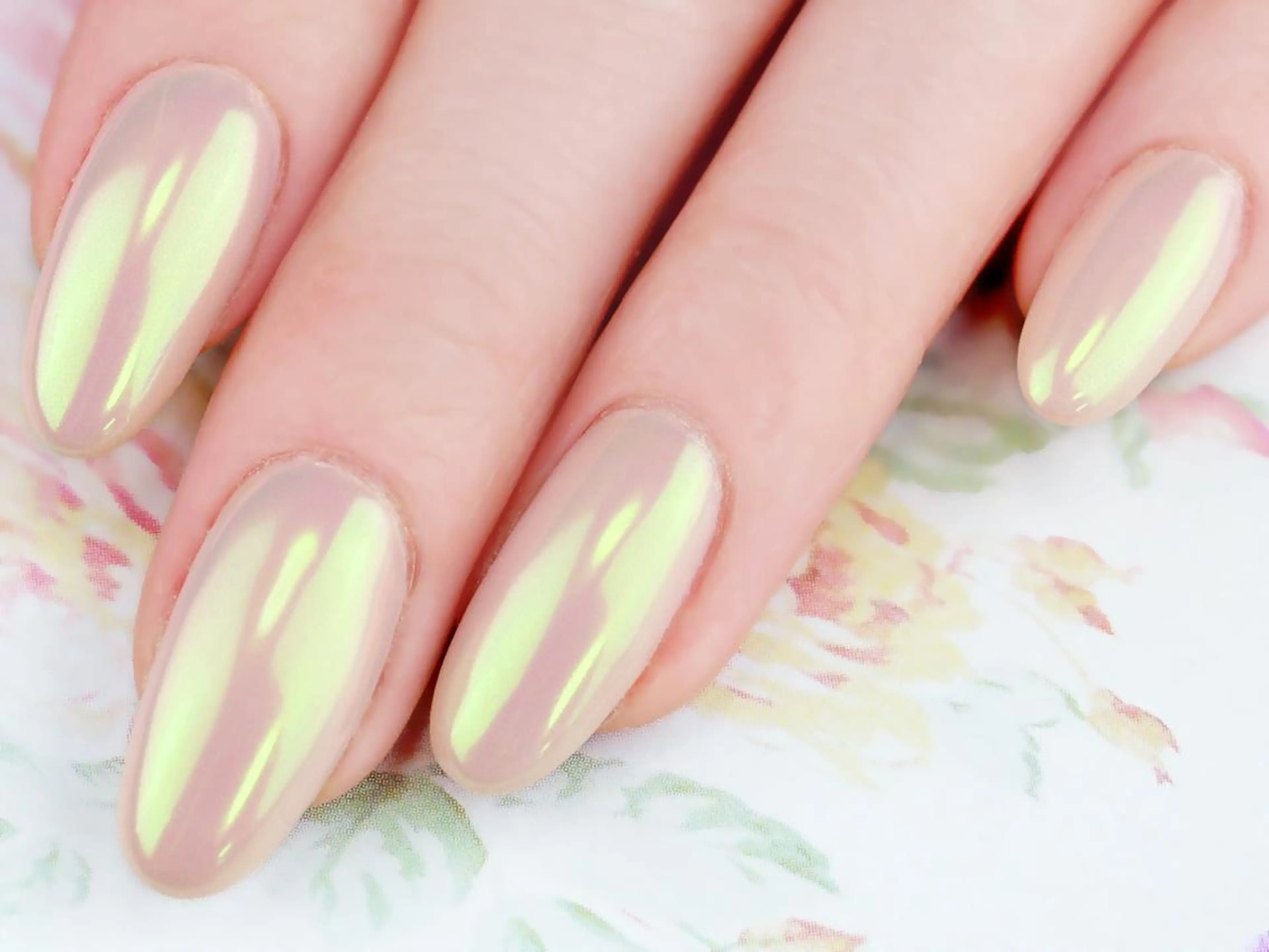 ネイル オーロラネイル ジェルネイル ハードジェル ワンカラーネイル パラジェル プライベートサロン Rのネイルデザイン