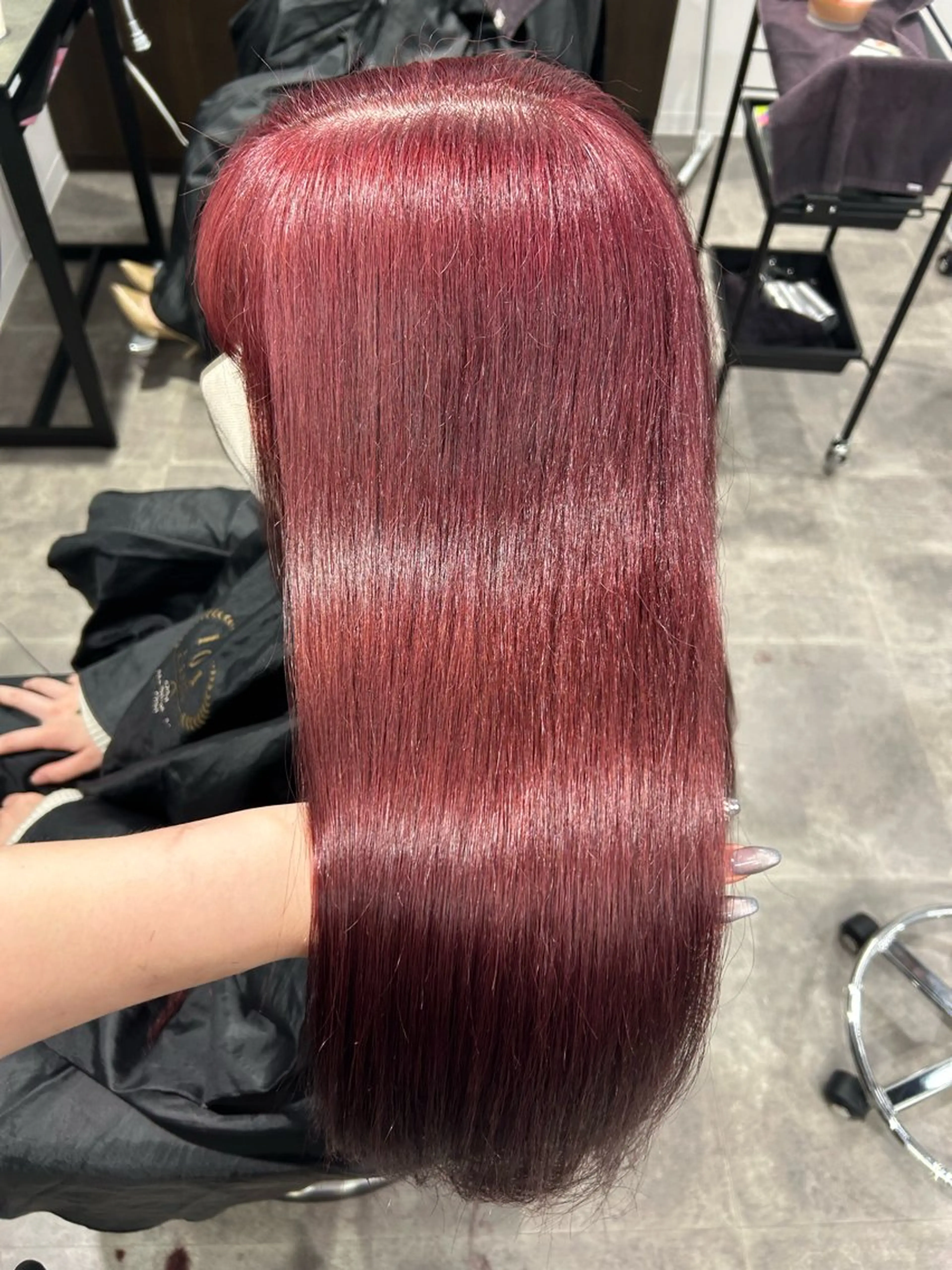 セミロング カラー ヘアアレンジ ピンクカラー カット ヘアカラー トリートメント ヘアセット 💎韓国/ レイヤー カット/ 暖色🫧のヘアスタイル