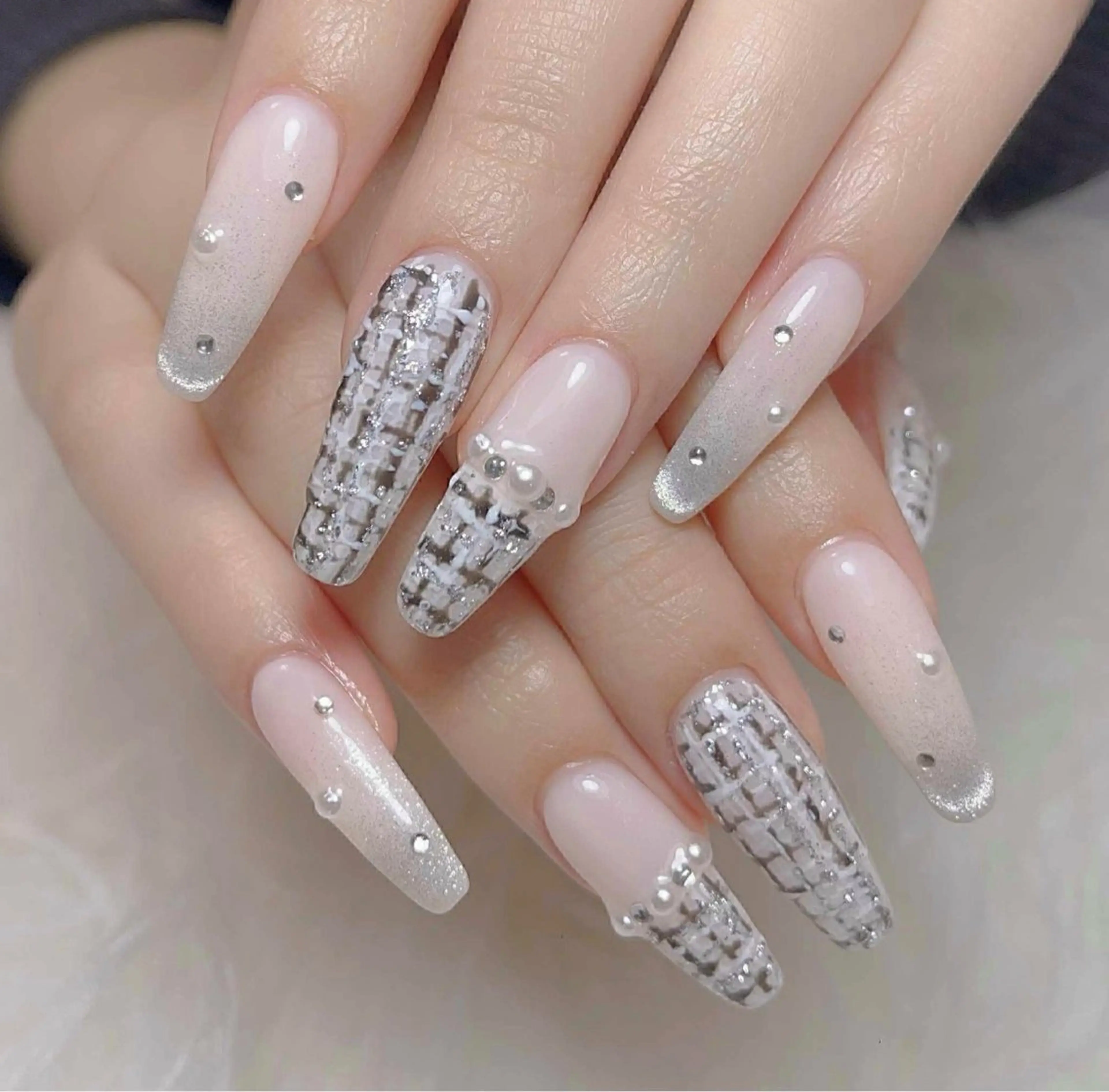 ネイル 長さ出し フレンチネイル 韓国ネイル レース マグネットネイル yuna ユナのネイルデザイン