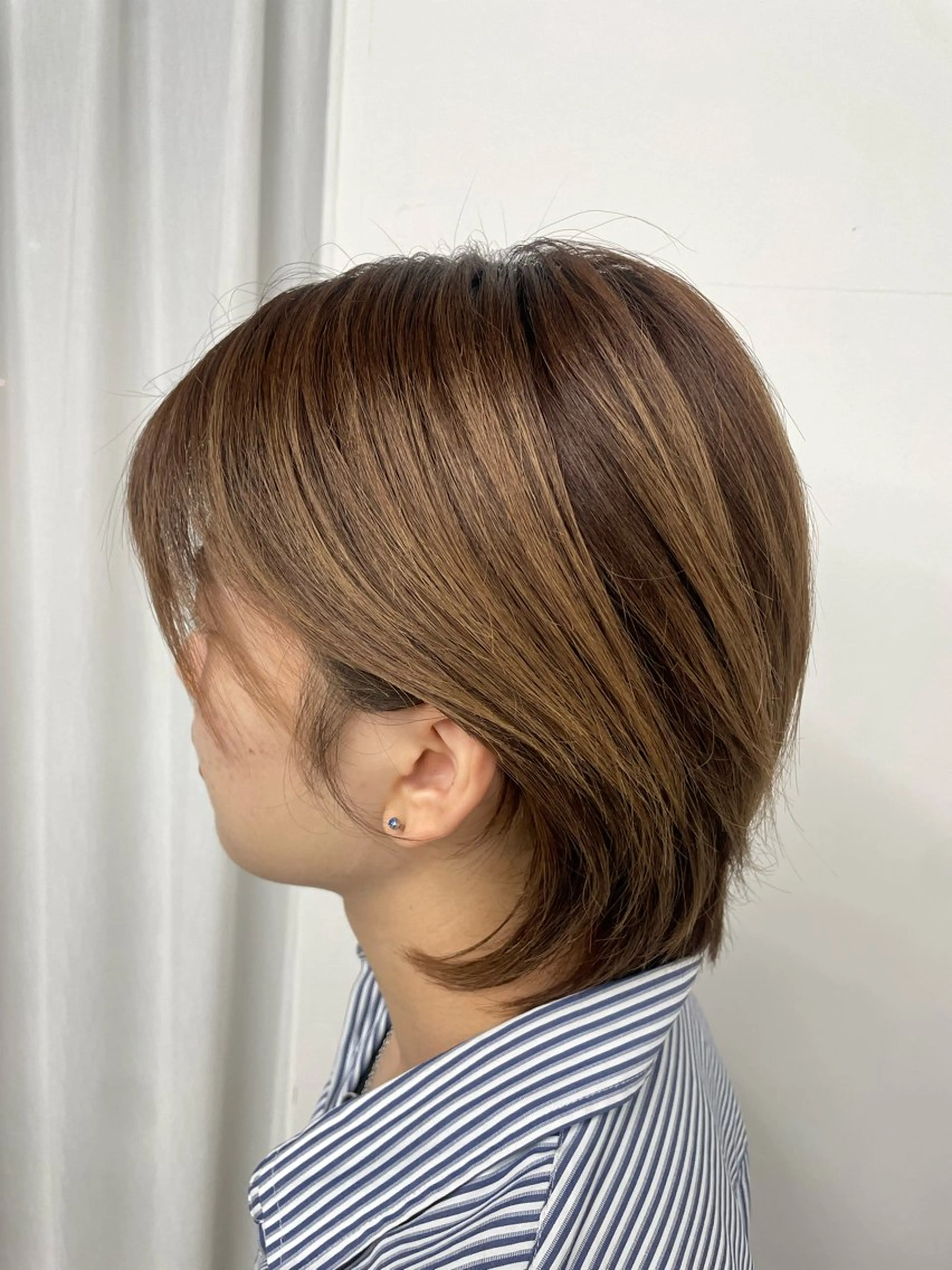 ミディアム よしかどこーし レディースカット🦕のヘアスタイル