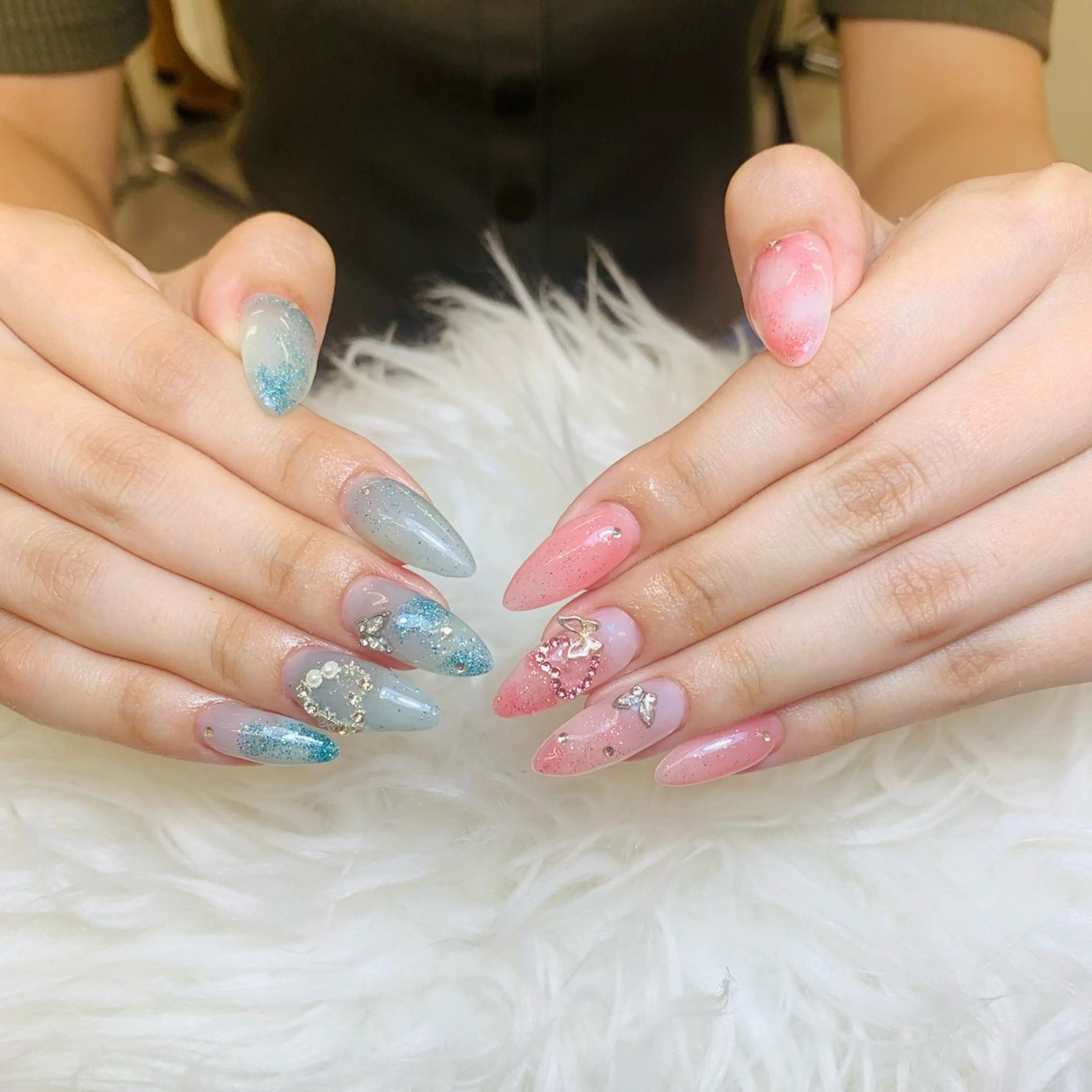 ネイル チークネイル 長さ出し フットネイル マグネットネイル 持ち込み ハンドネイル ANH NAIL ゴテゴテ専門店💎のネイルデザイン