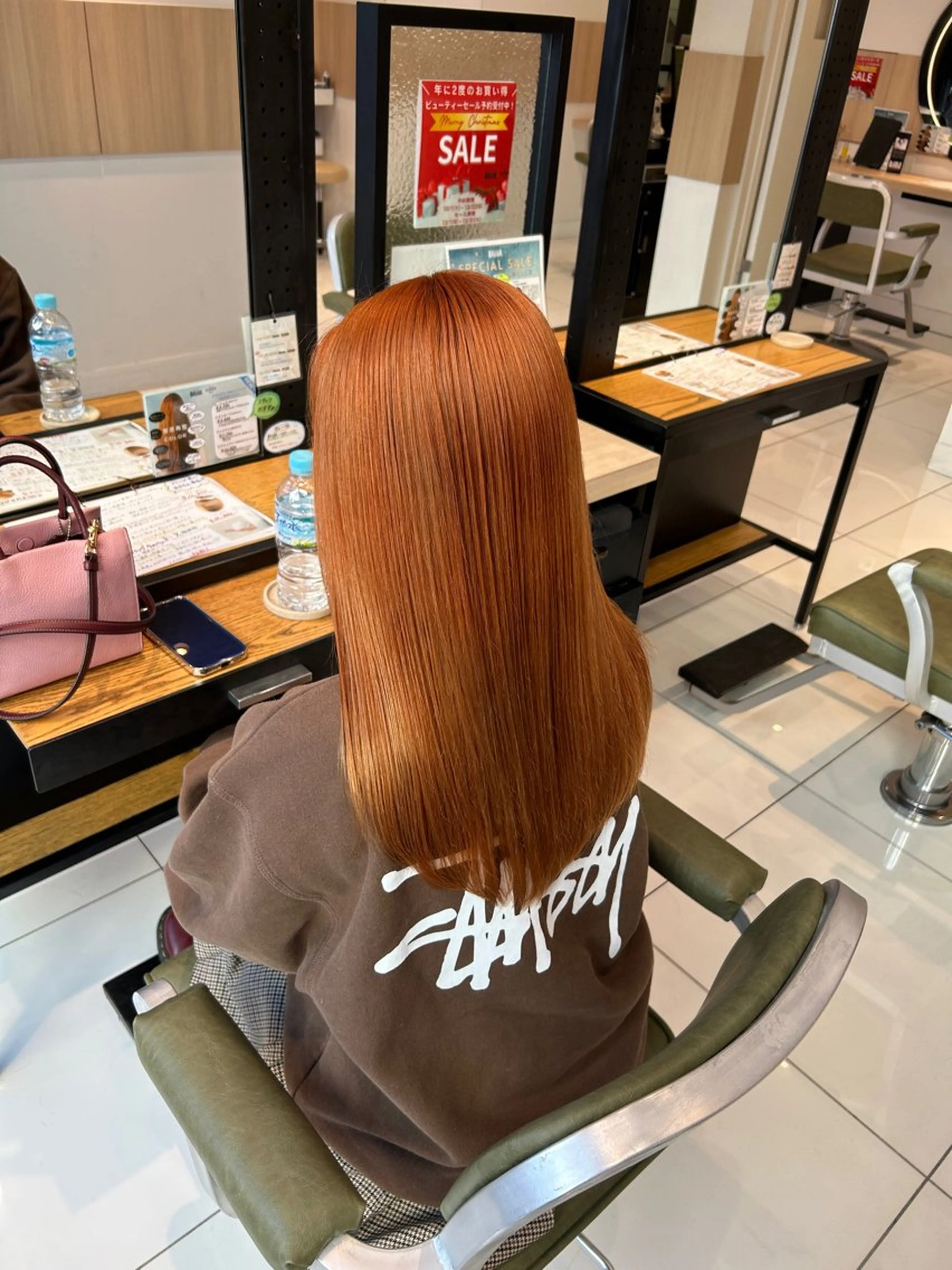 ロング カラー オレンジ ヘアカラー トリートメント 🪻ダブルカラー /透明感カラーRioのヘアスタイル