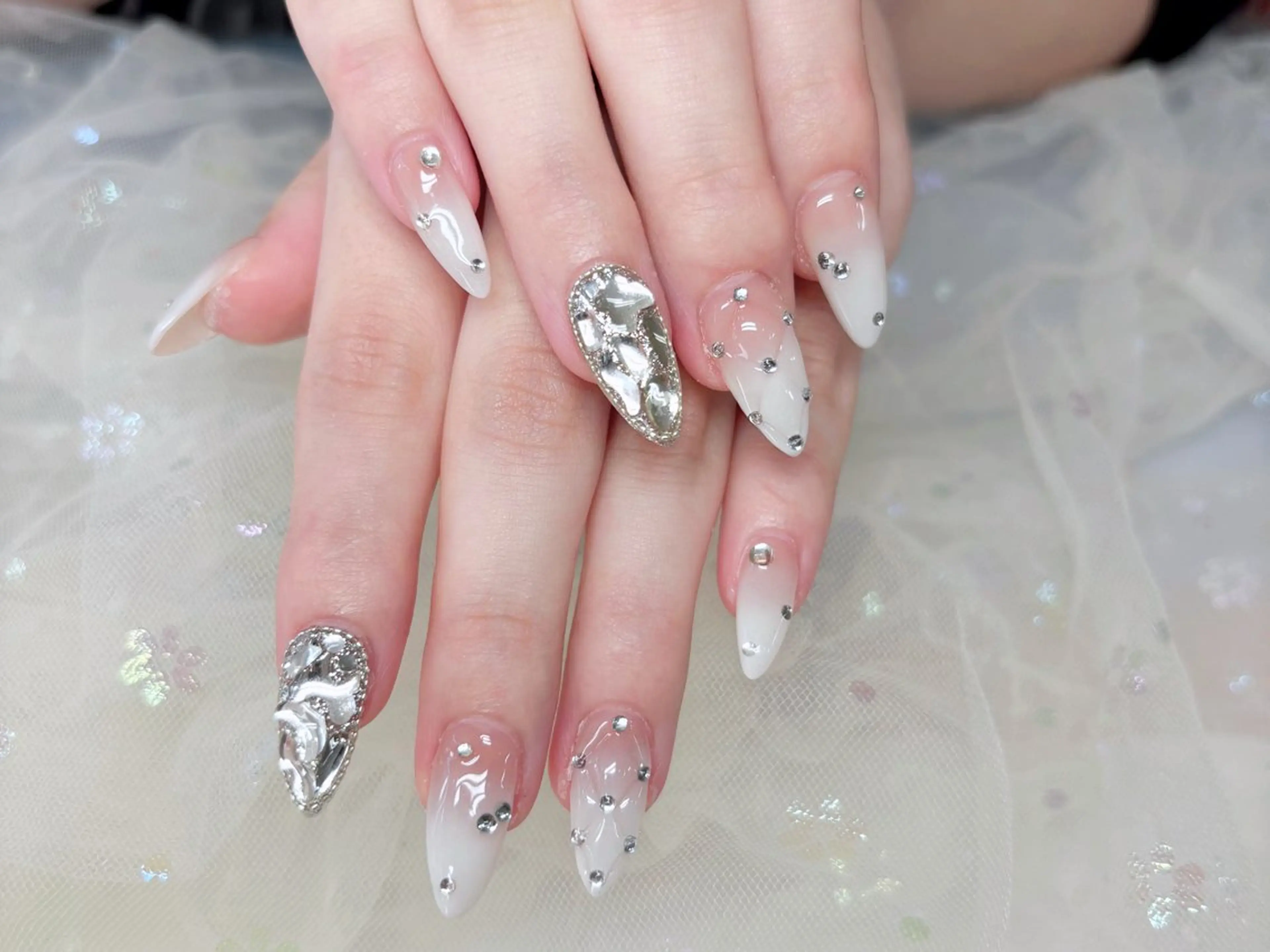 ネイル ハンドネイル H3 Nail Tsuki🦋💙のネイルデザイン