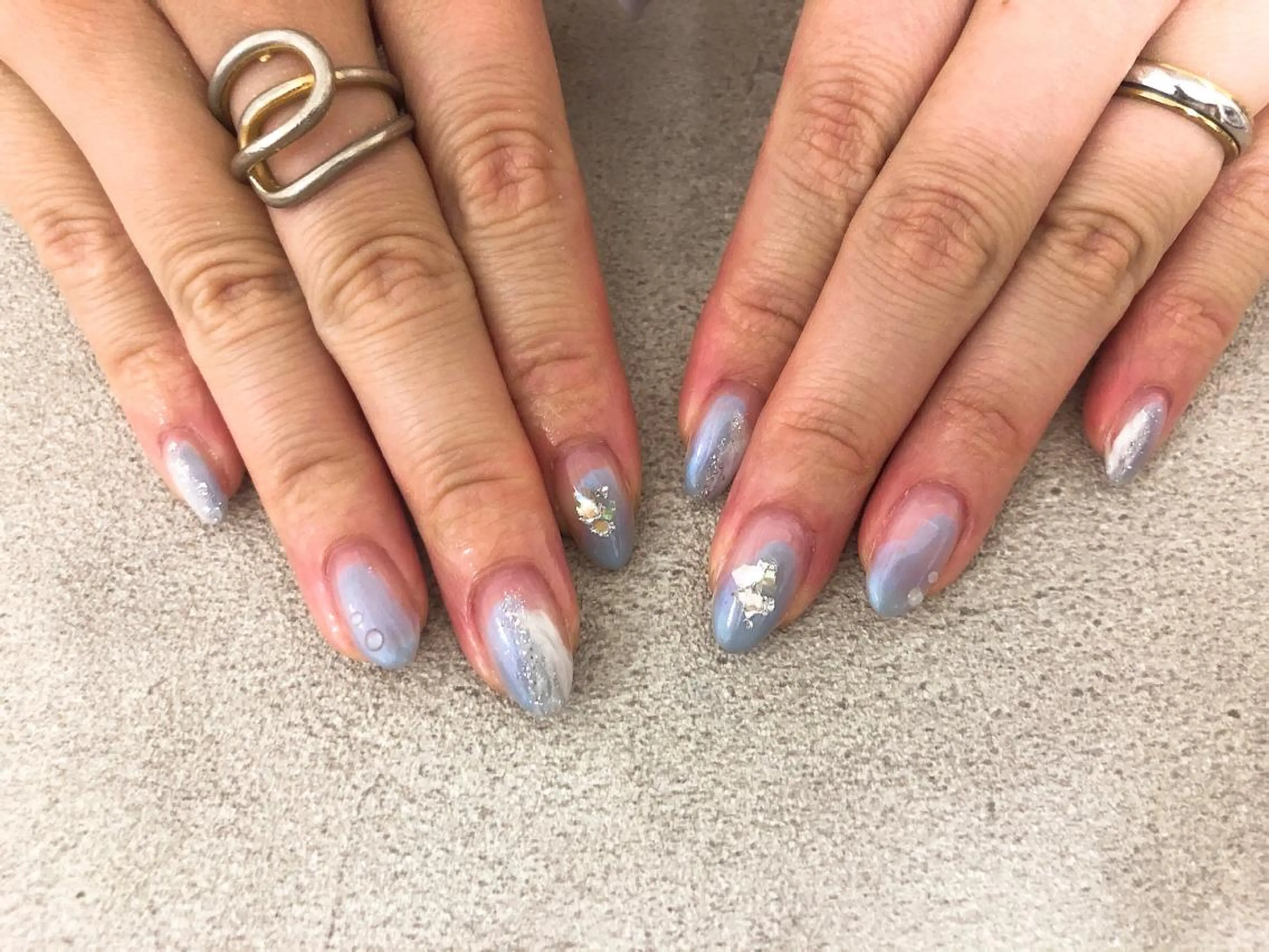 ネイル mogunail &blowのネイルデザイン