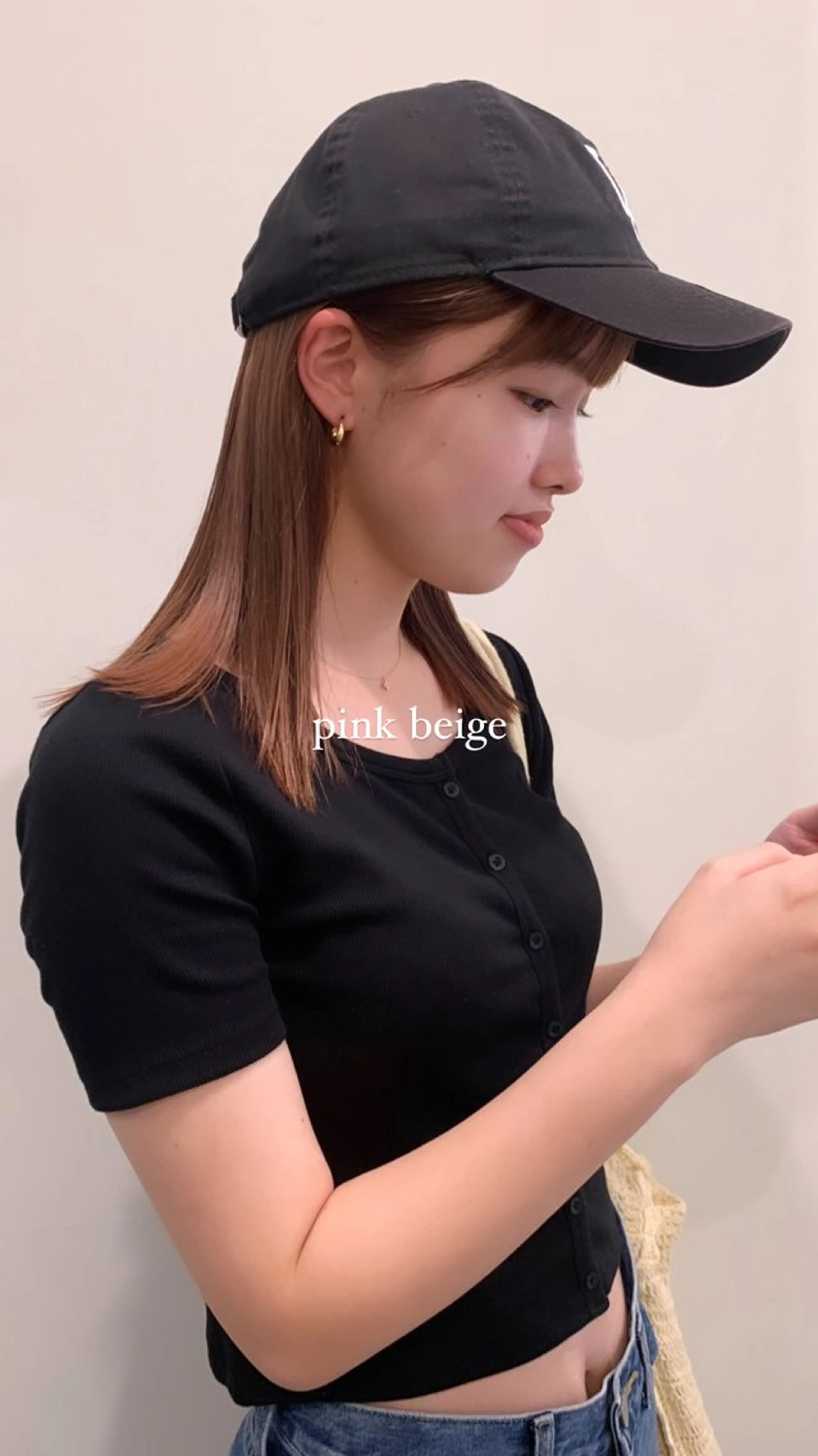 ミディアム カット ヘアカラー トリートメント 落合希 Olivebeigeのヘアスタイル