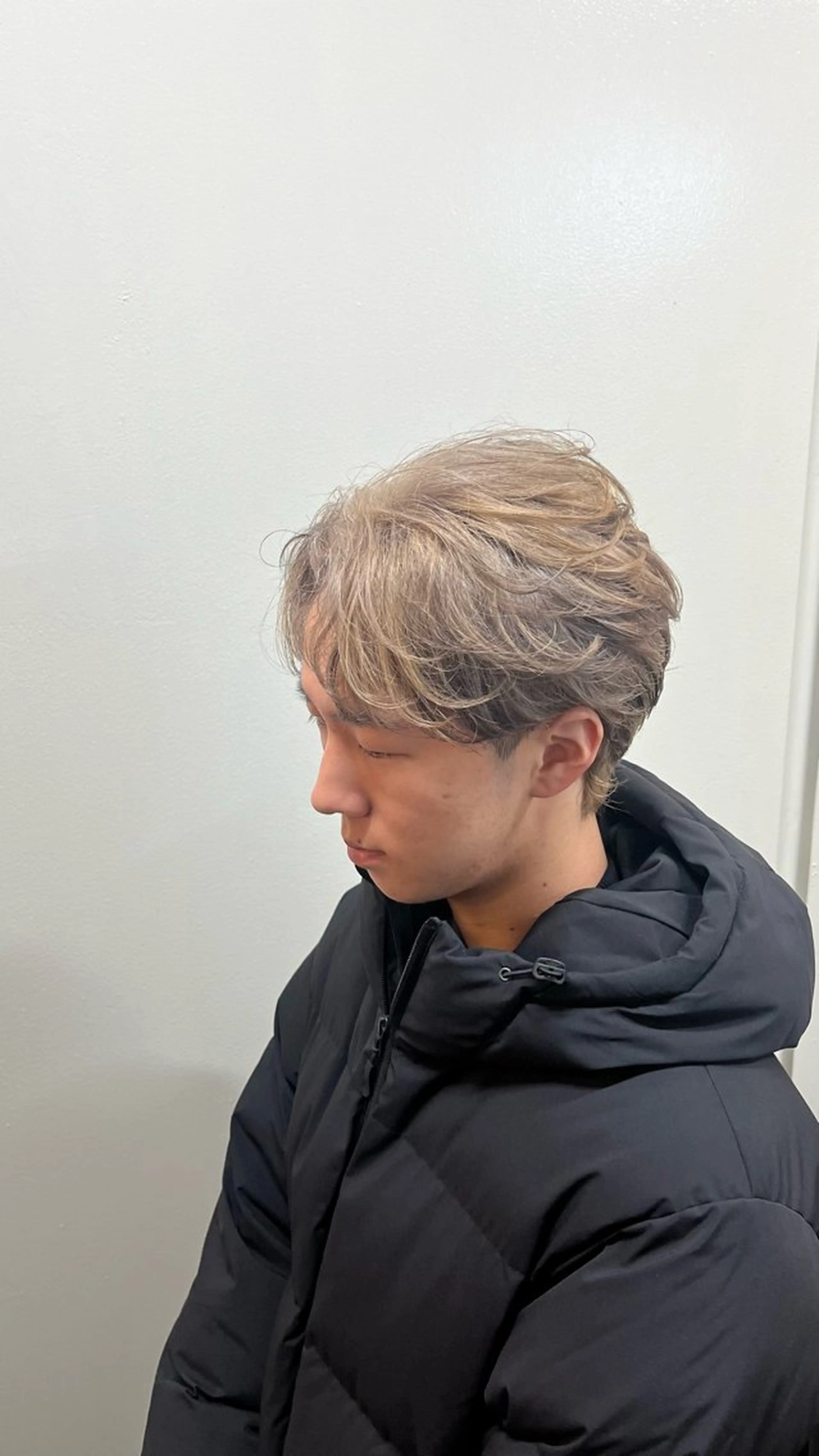 ショート カラー メンズ メンズハイトーン メンズ韓国風 メンズパーマ ベージュカラー ショコラベージュ ヘアカラー トリートメント 🦄カイ/メンズ 韓国ヘア/メイク🦄のヘアスタイル