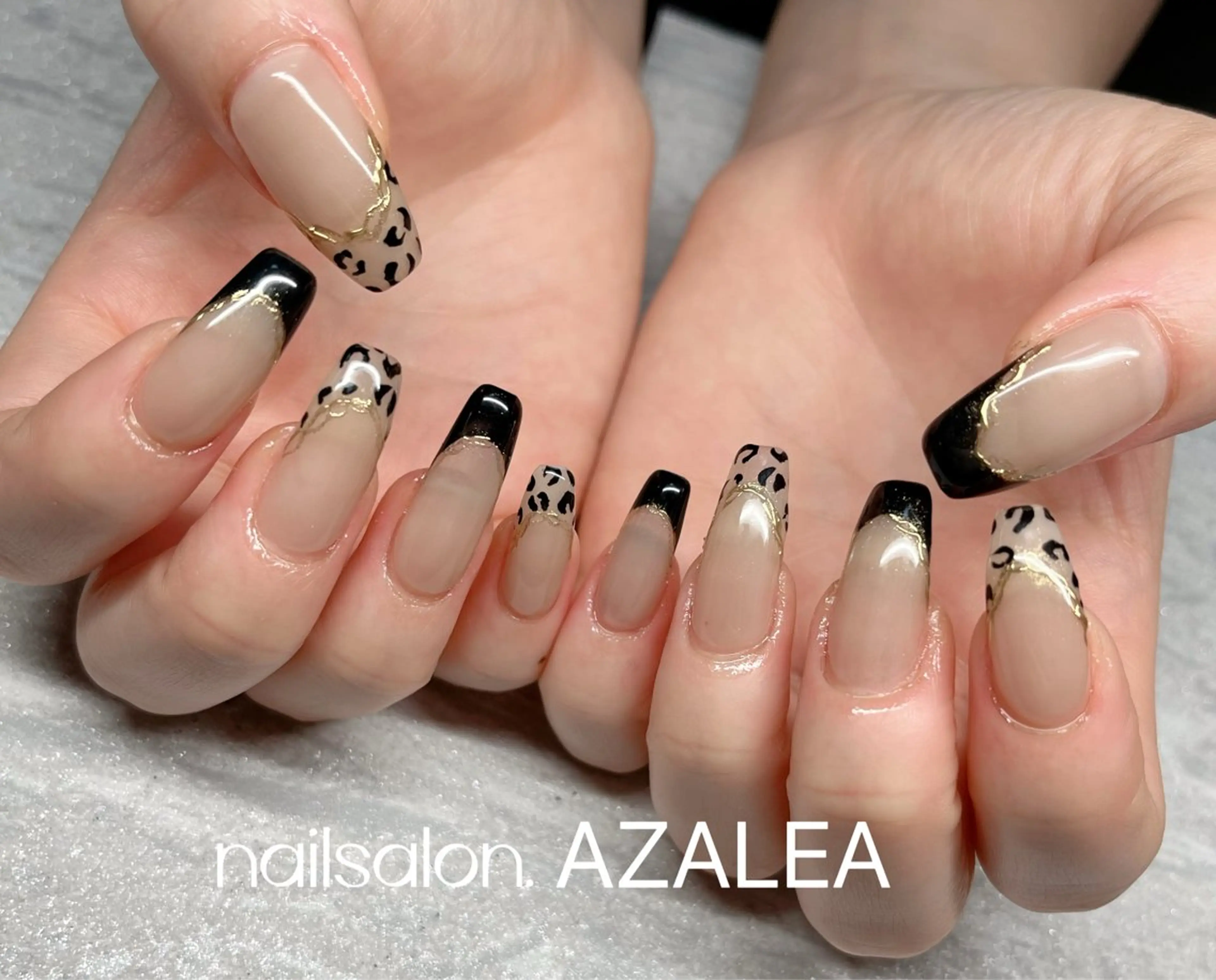 ネイル R inのネイルデザイン