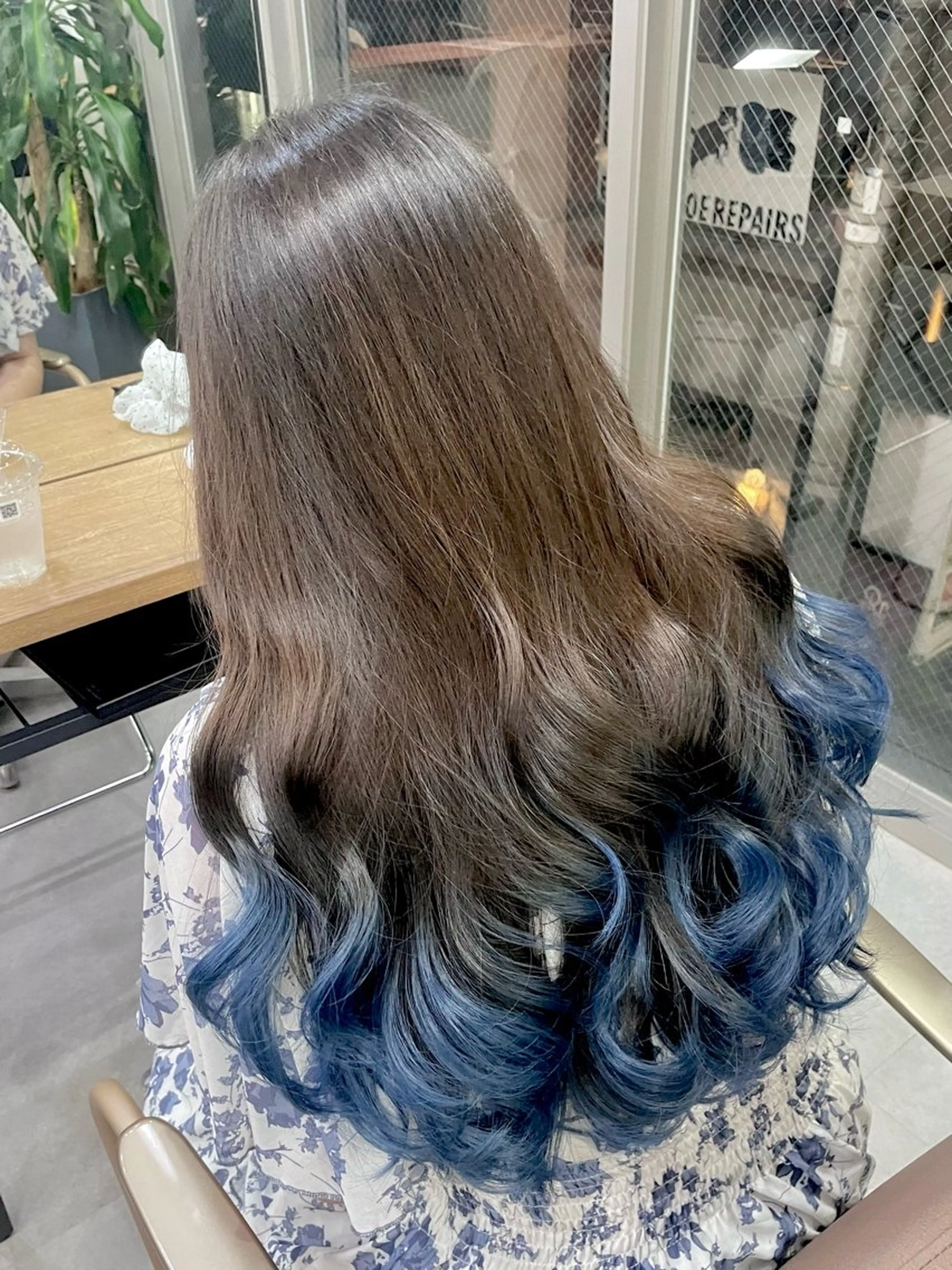 ロング カット ヘアカラー トリートメント 横山 奈央のヘアスタイル