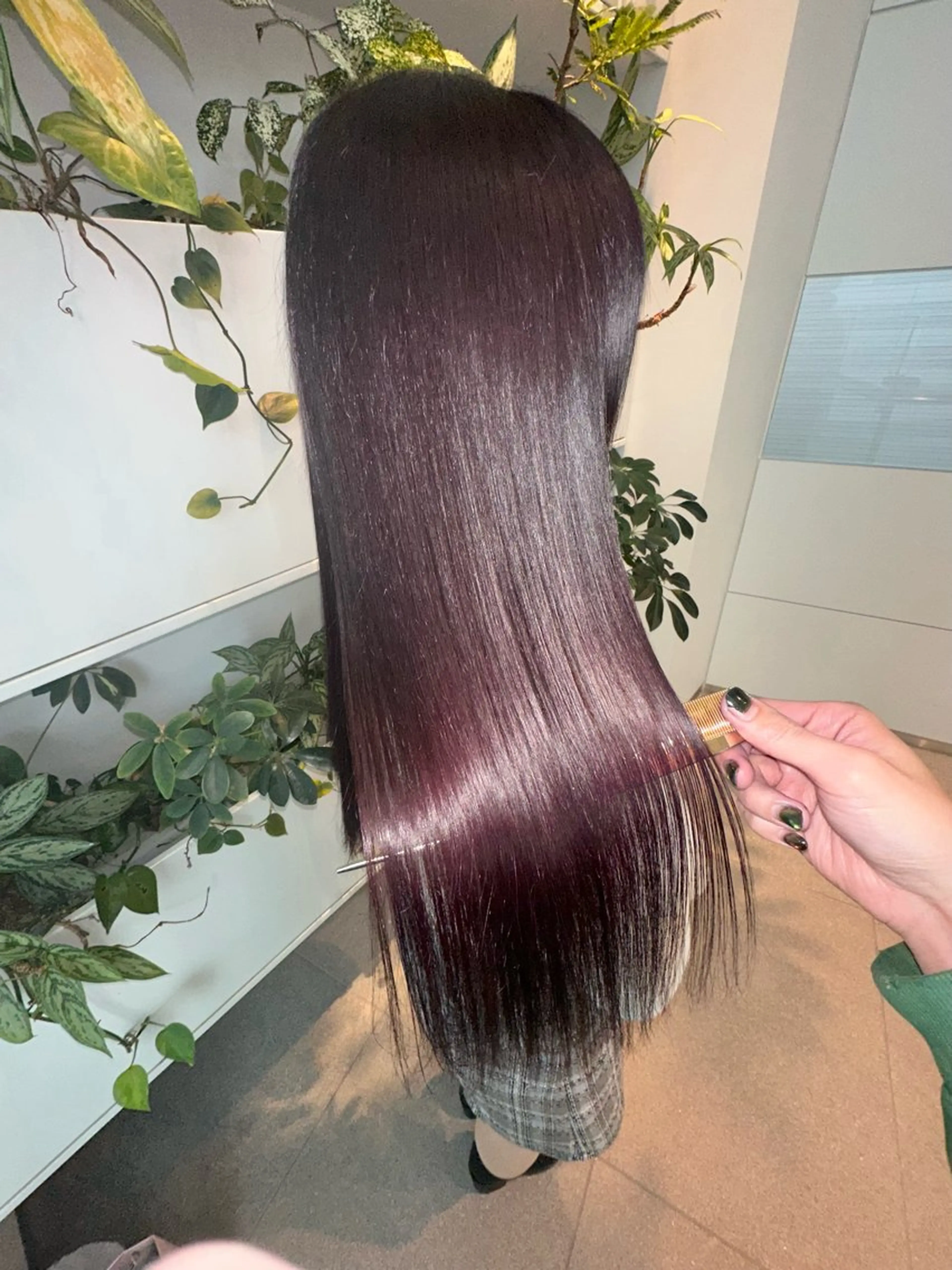 セミロング カット 縮毛矯正 トリートメント 東北No.1完全個室 💐梶谷社長のヘアスタイル