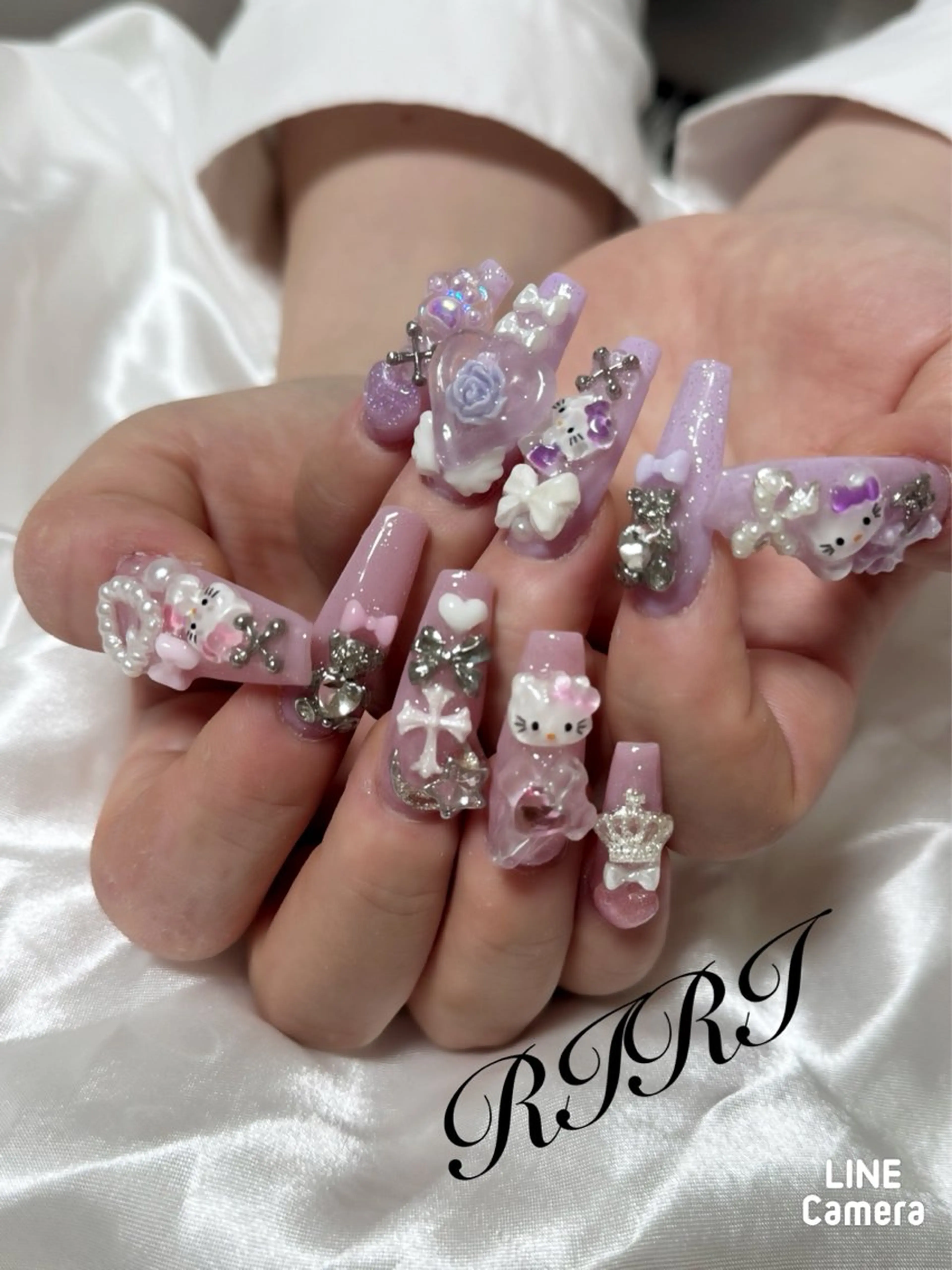 ネイル オーロラネイル ジェルネイル ロングネイル スカルプネイル シンプルネイル riri オーナーのネイルデザイン