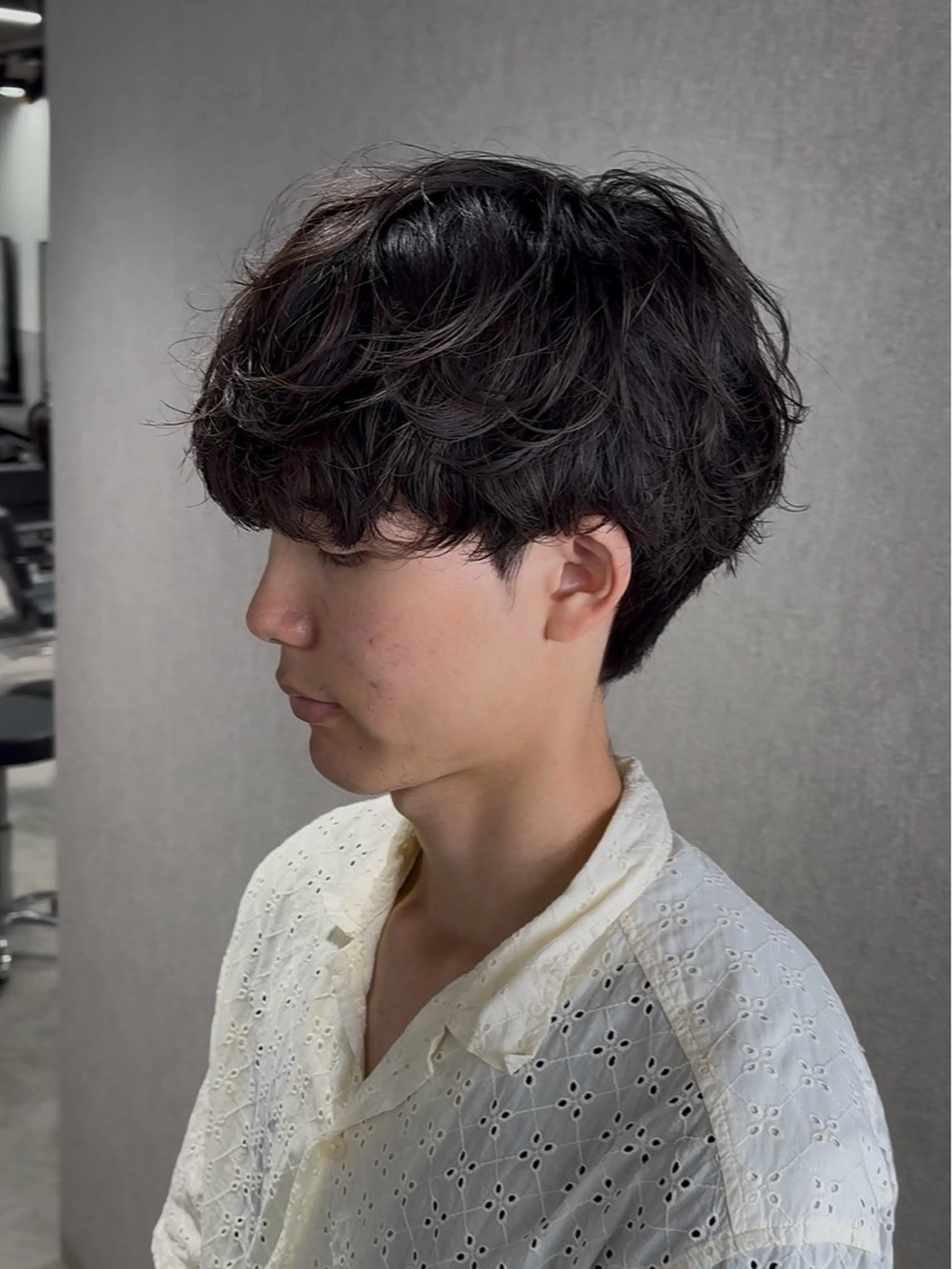 ショート カラー パーマ メンズ カット パーマ 【シャドウパーマ センターパート】義心のヘアスタイル