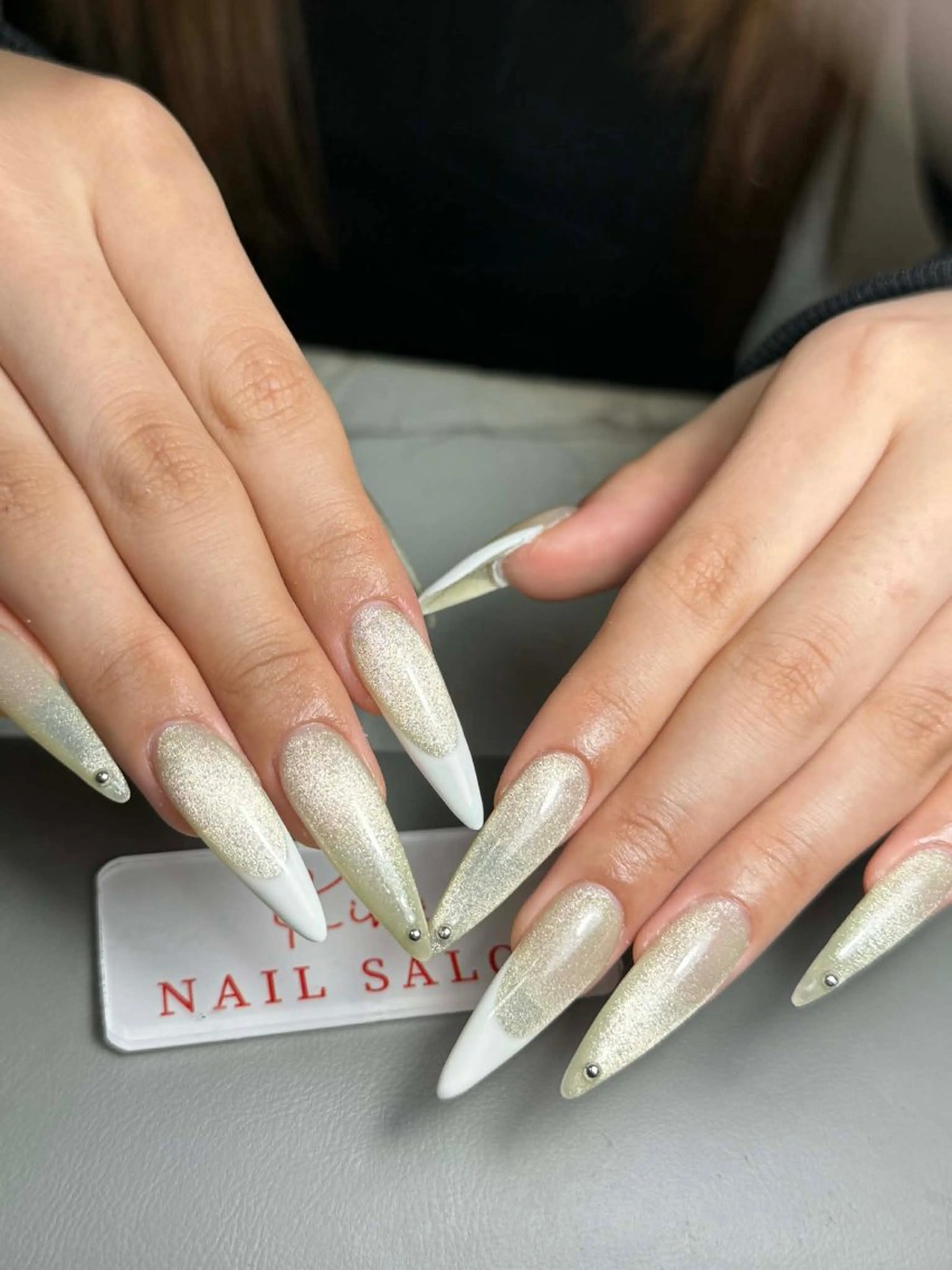 ネイル アートネイル フレンチネイル ジェルネイル グラデーション 韓国ネイル ハンドネイル さくら💮💮 【オフ無料】のネイルデザイン