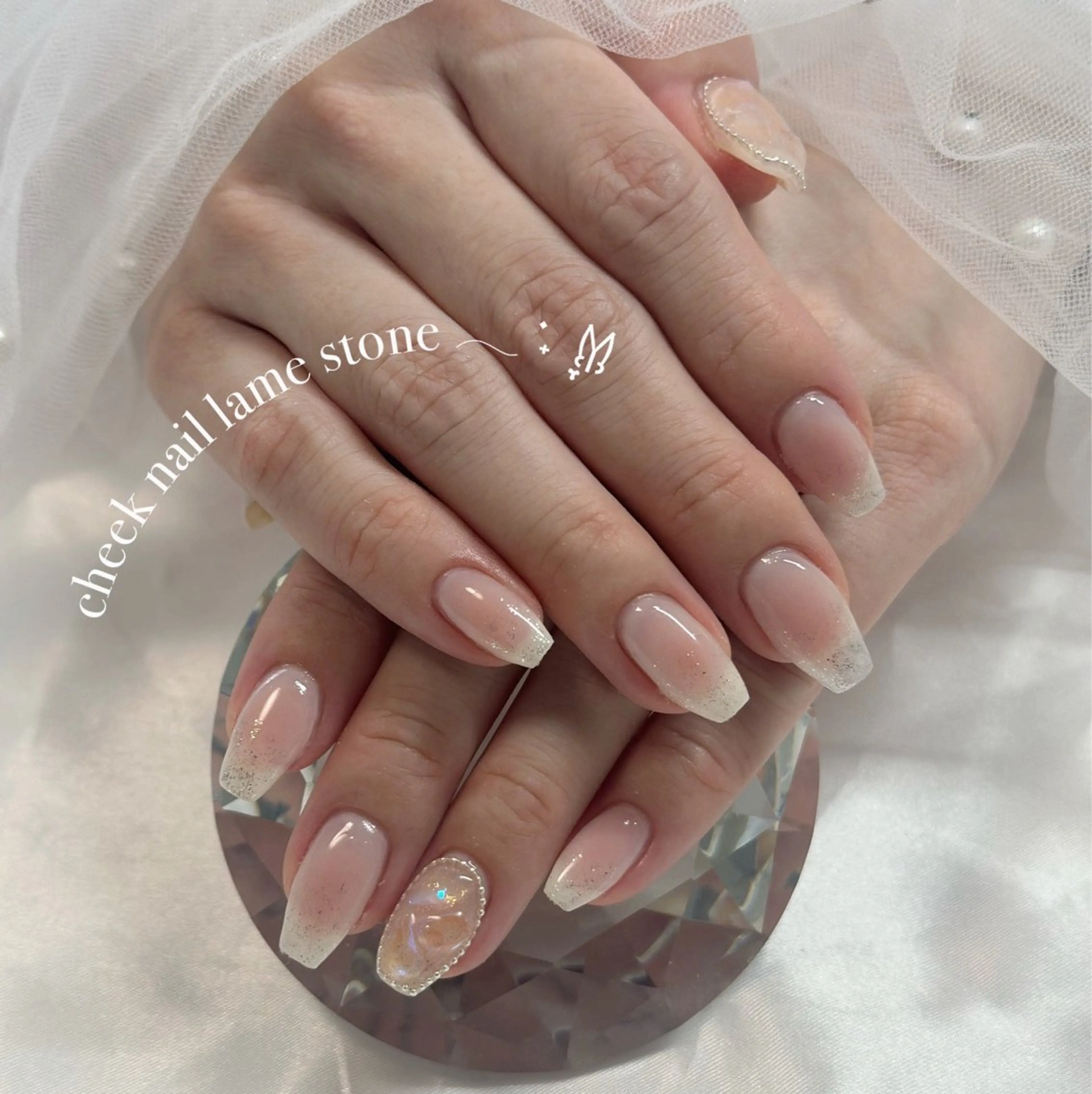 ネイル チークネイル ワンホンネイル ハンドネイル no.U nailsのネイルデザイン