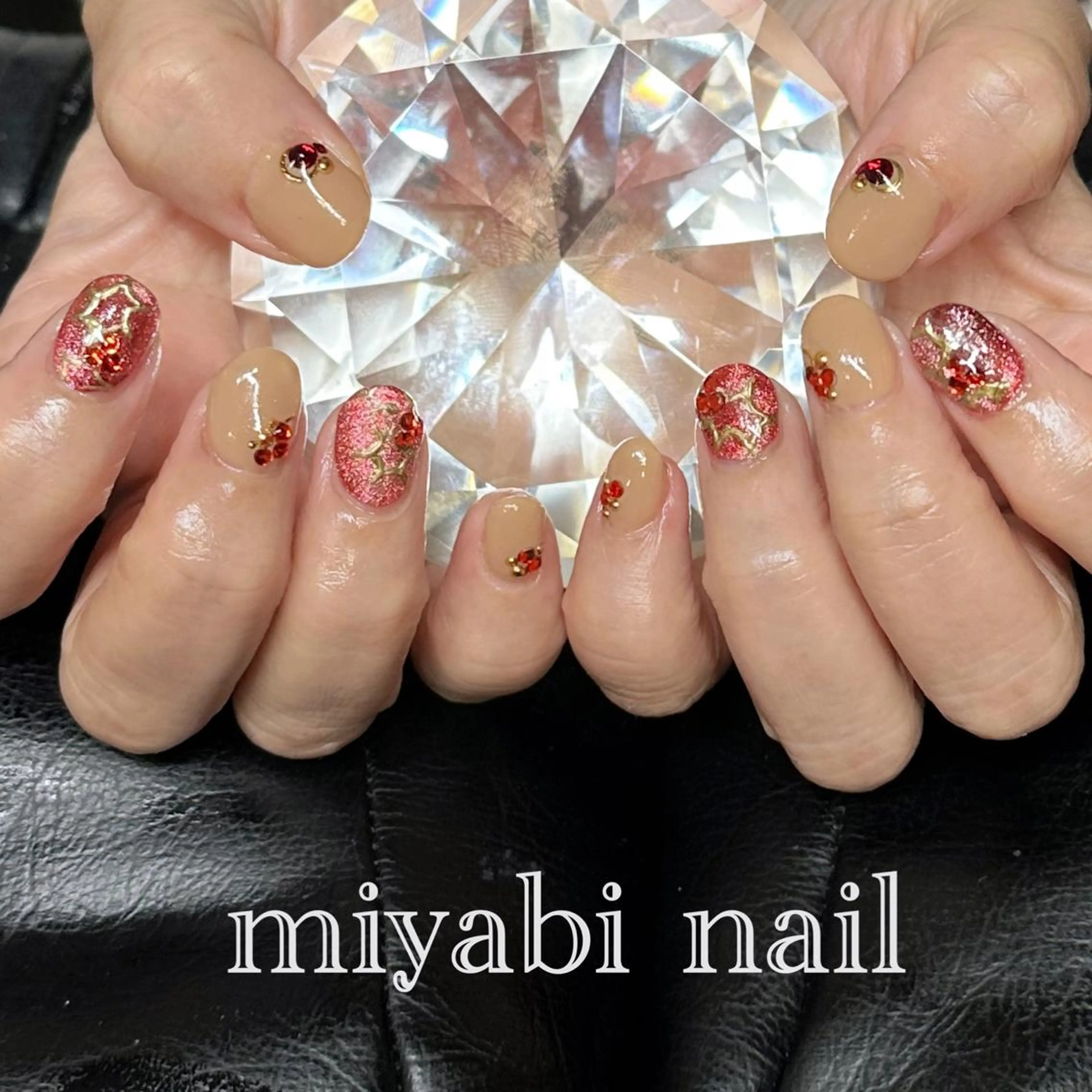 ネイル アートネイル ジェルネイル マグネットネイル 持ち込み 赤色 ハンドネイル miyabi nail 桂川駅近くのネイルデザイン