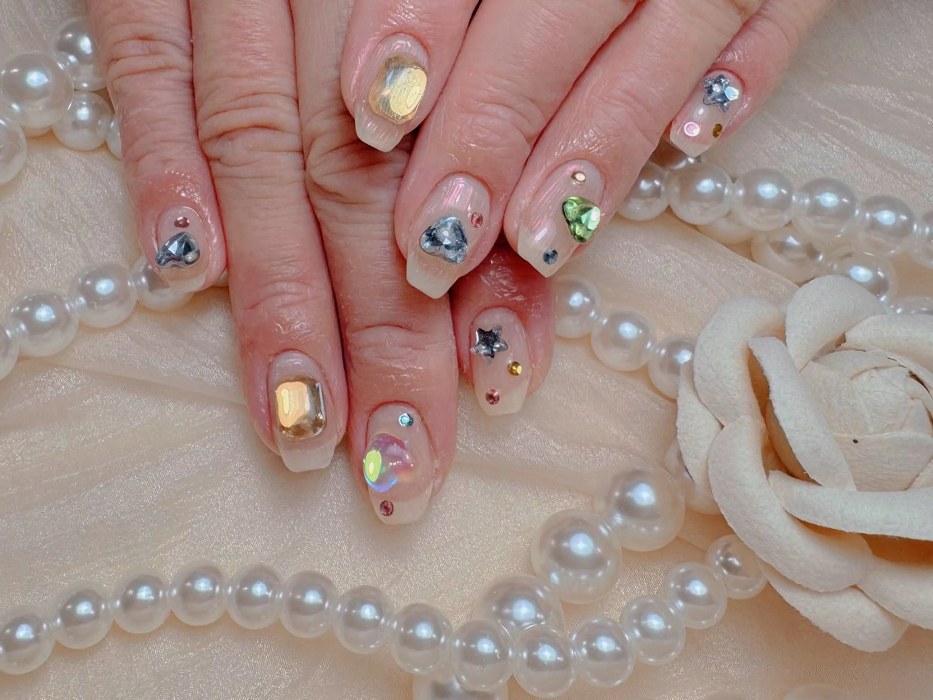 ネイル ハンドネイル マジックミラー所属・マジック ミラーのネイルデザイン