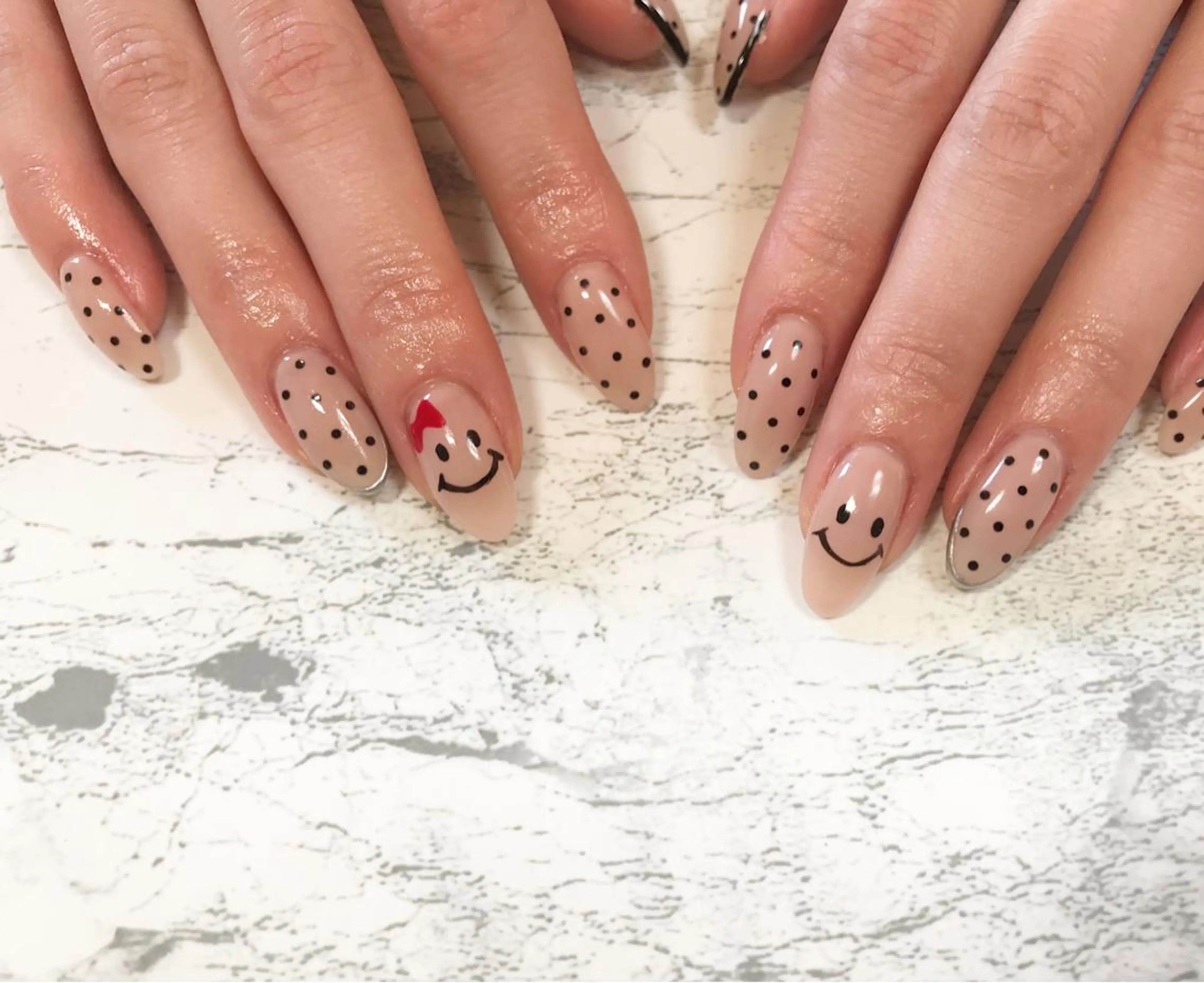 ネイル ドット フットネイル ニュアンスネイル シンプルネイル 春ネイル nail fufla ♡yamane♡のネイルデザイン