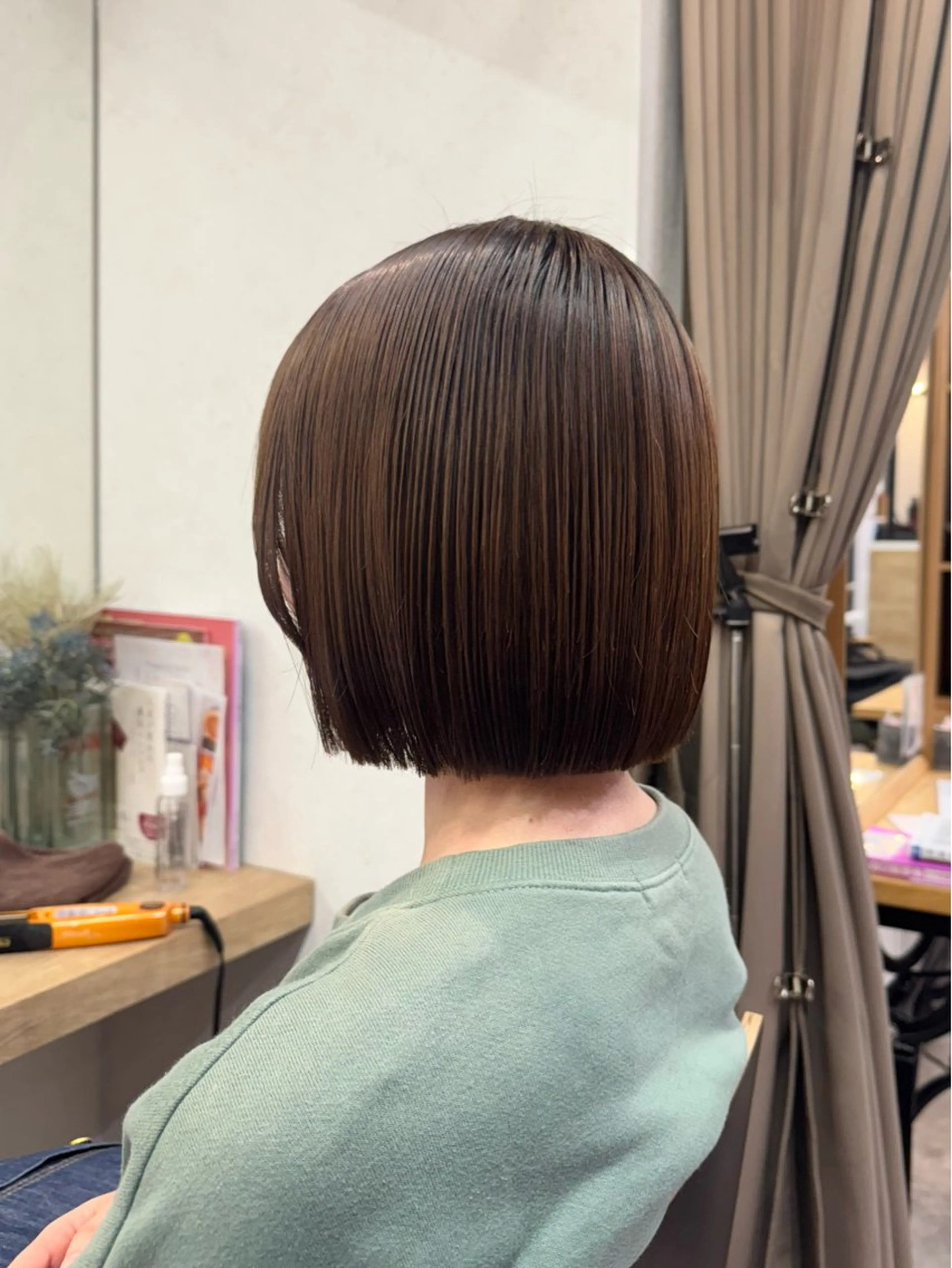 ミディアム カット 美髪縮毛矯正/暖色 カラー/エクステのヘアスタイル