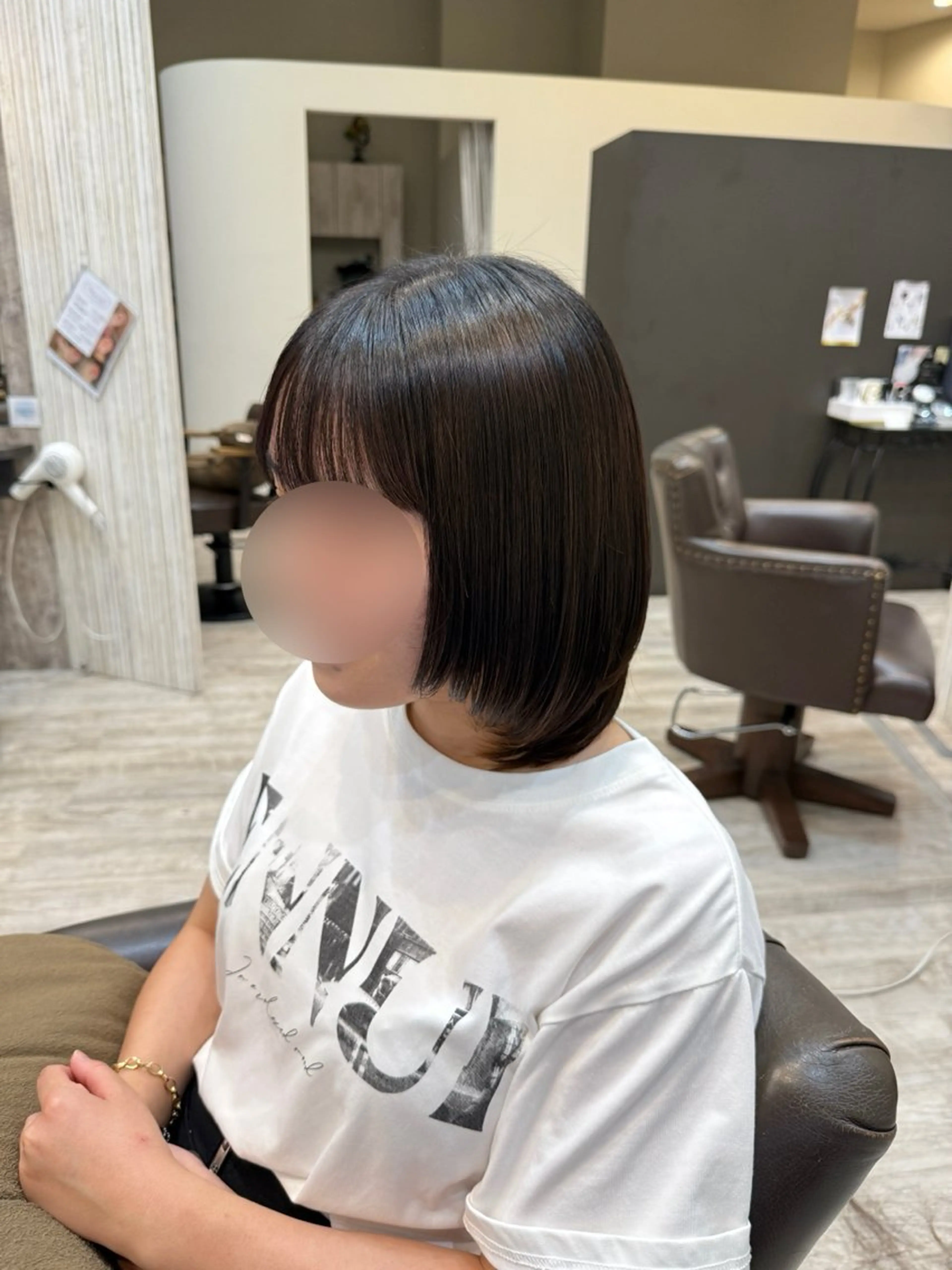 ミディアム ボブレイヤー ボブ レイヤーカット ラモードイワイ土岐 / 太田のヘアスタイル