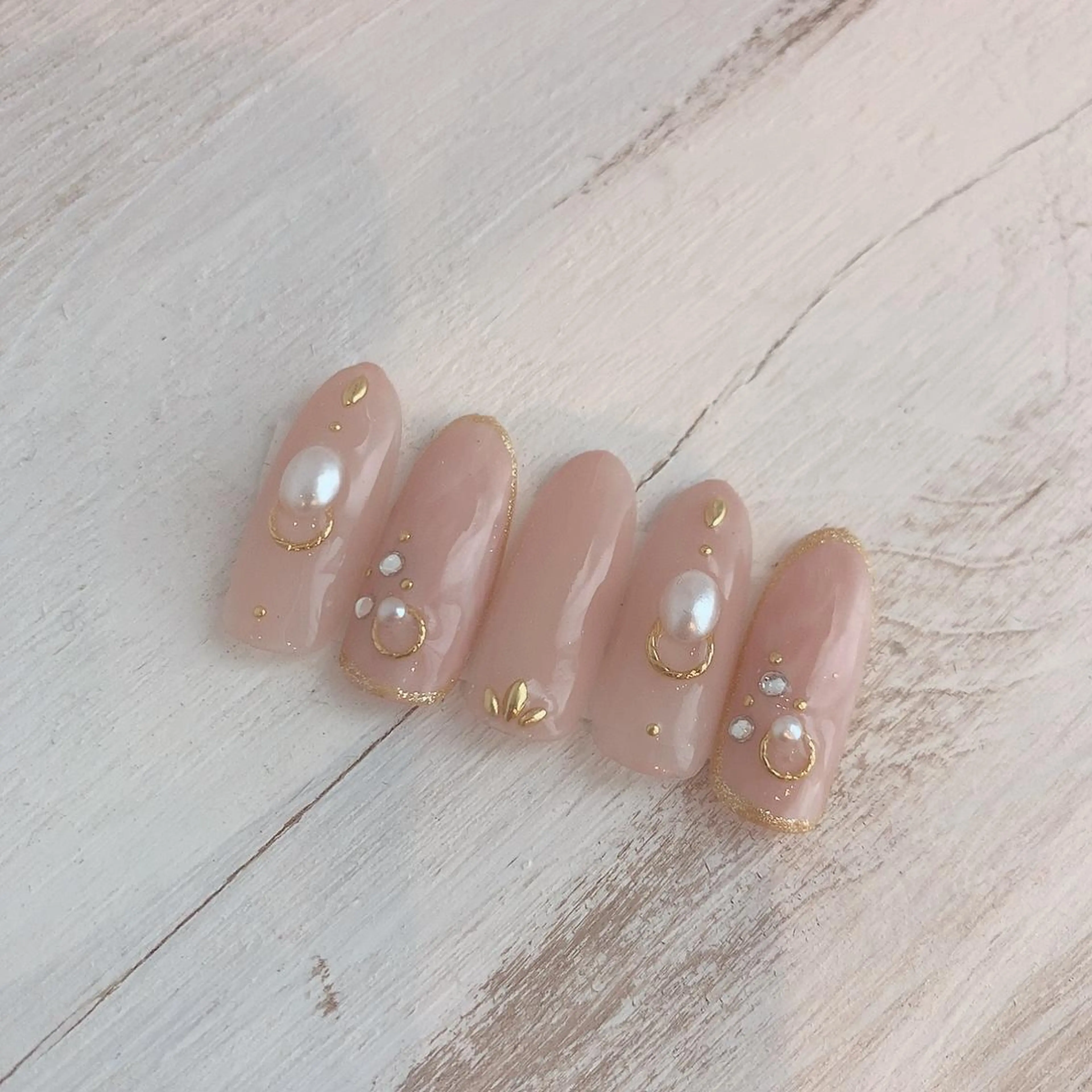 ネイル ヤマダ サクラのヘアスタイル