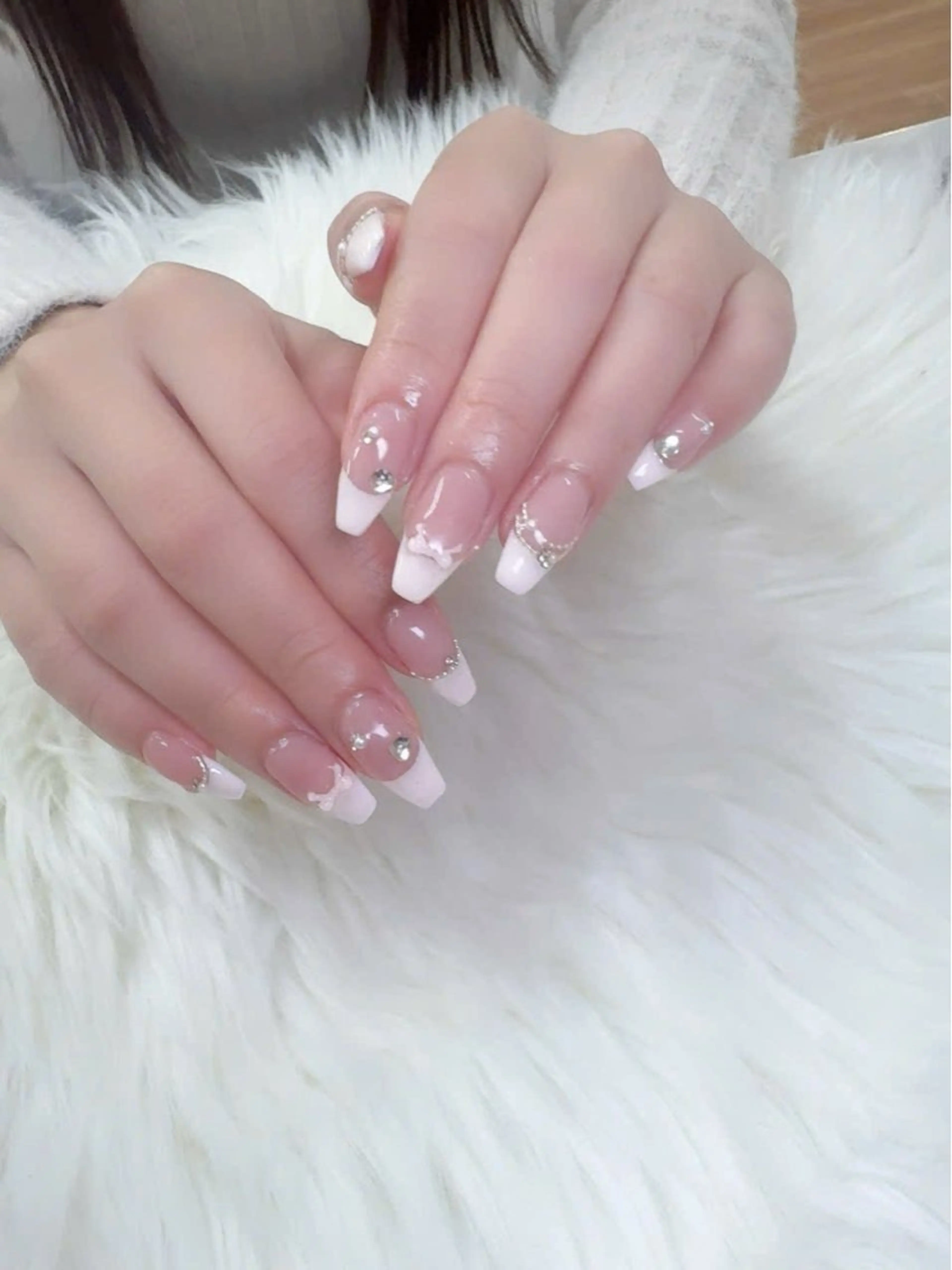 ネイル グラデーション キラキラネイル 韓国ネイル マグネットネイル ニュアンスネイル ハンドネイル Hana Rose Nailのネイルデザイン