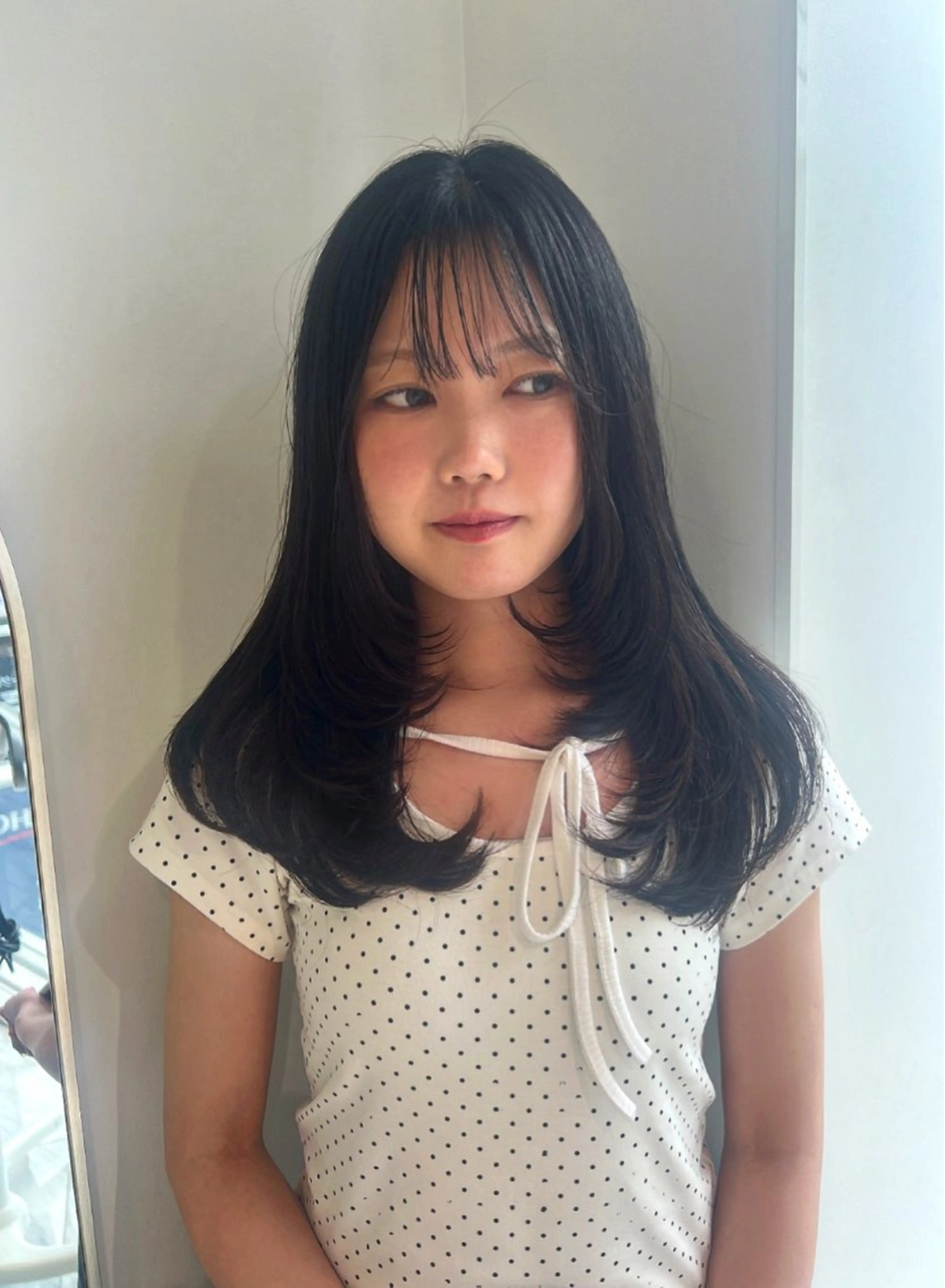 セミロング Risa／盛れる レイヤー／カラー特化のヘアスタイル