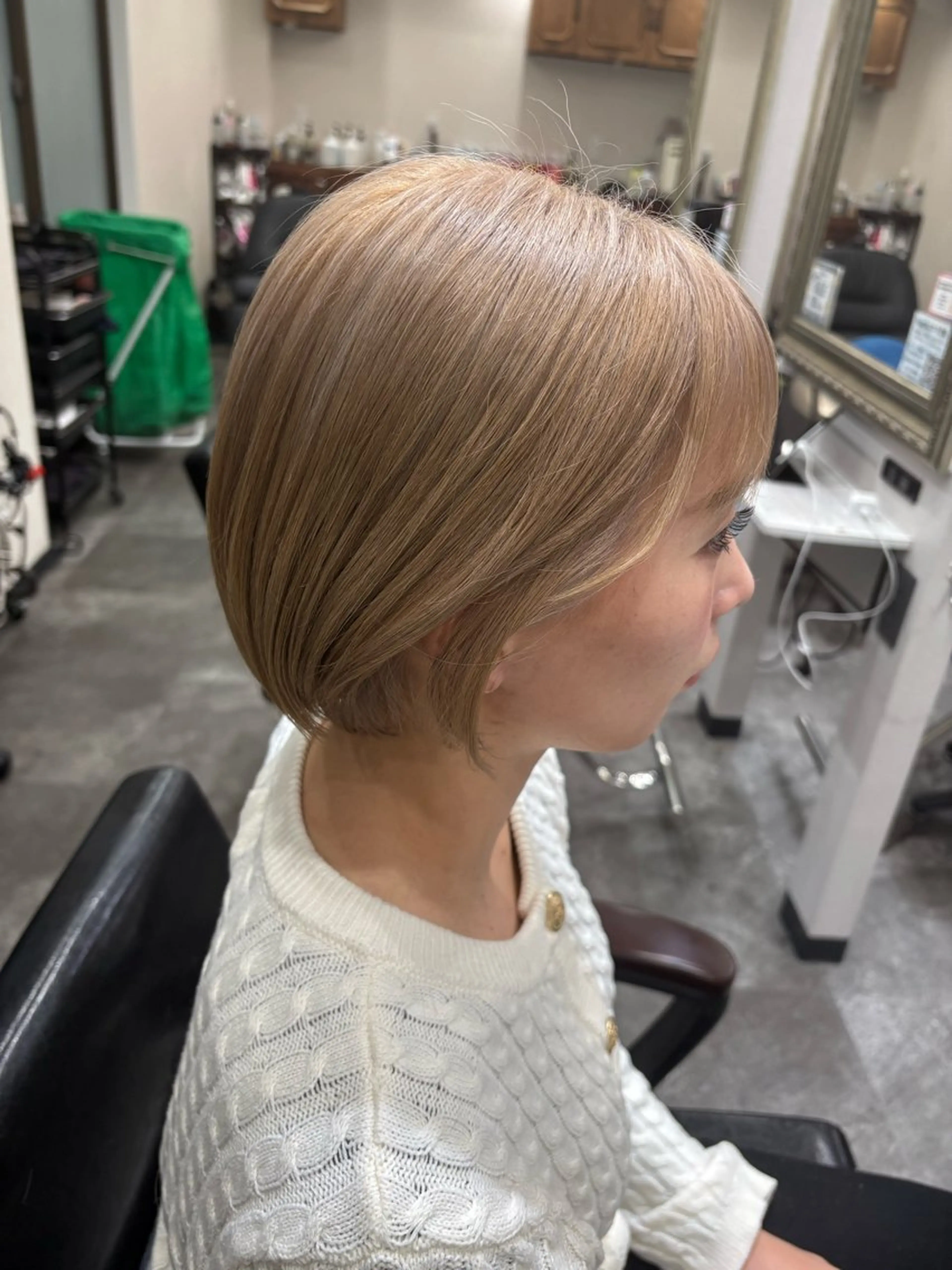 ショート 江波戸 恵のヘアスタイル