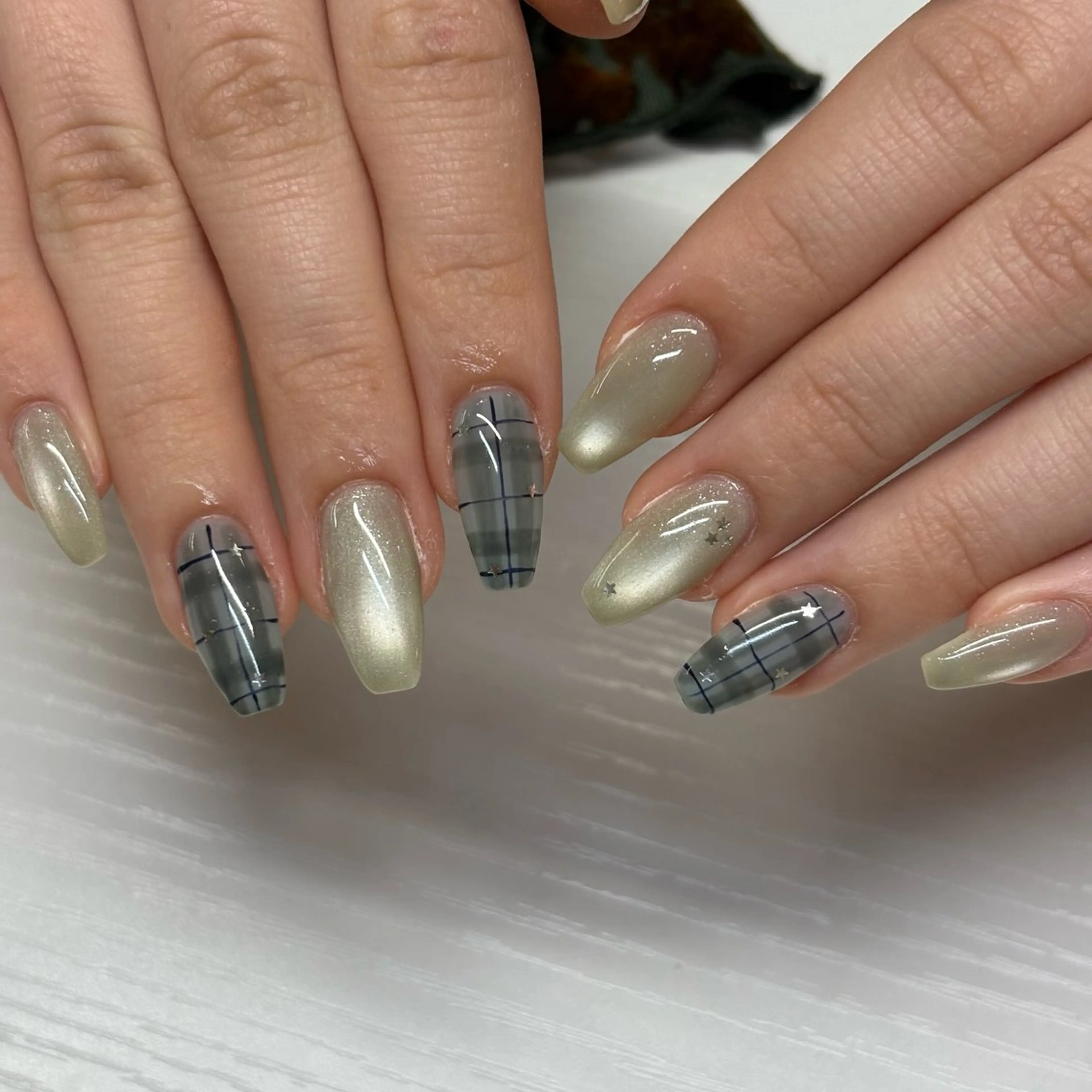 ネイル ハンドネイル SHION  のネイルデザイン