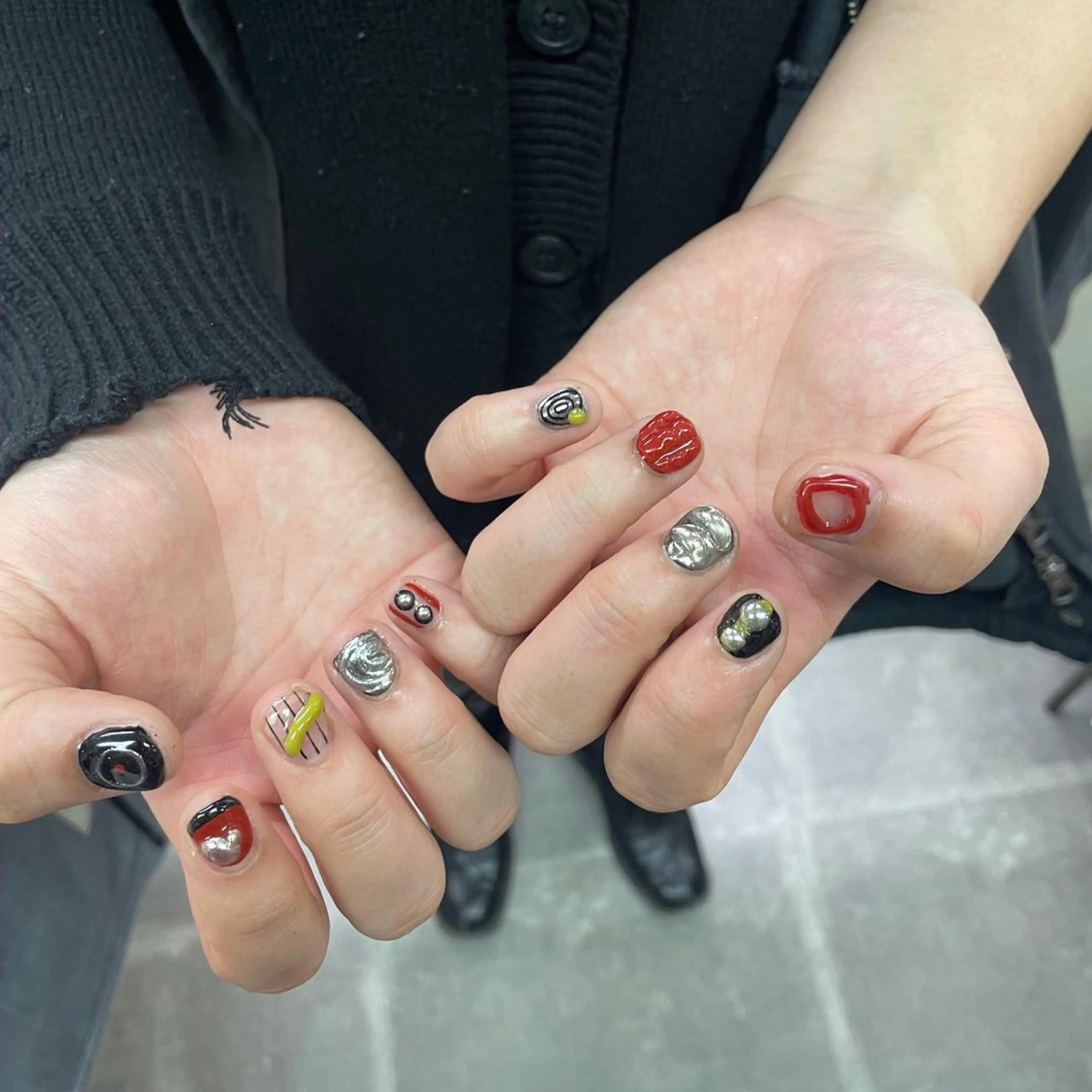ネイル アートネイル オーロラネイル ジェルネイル ミラーネイル ニュアンスネイル nailstudio eviz新宿店のネイルデザイン