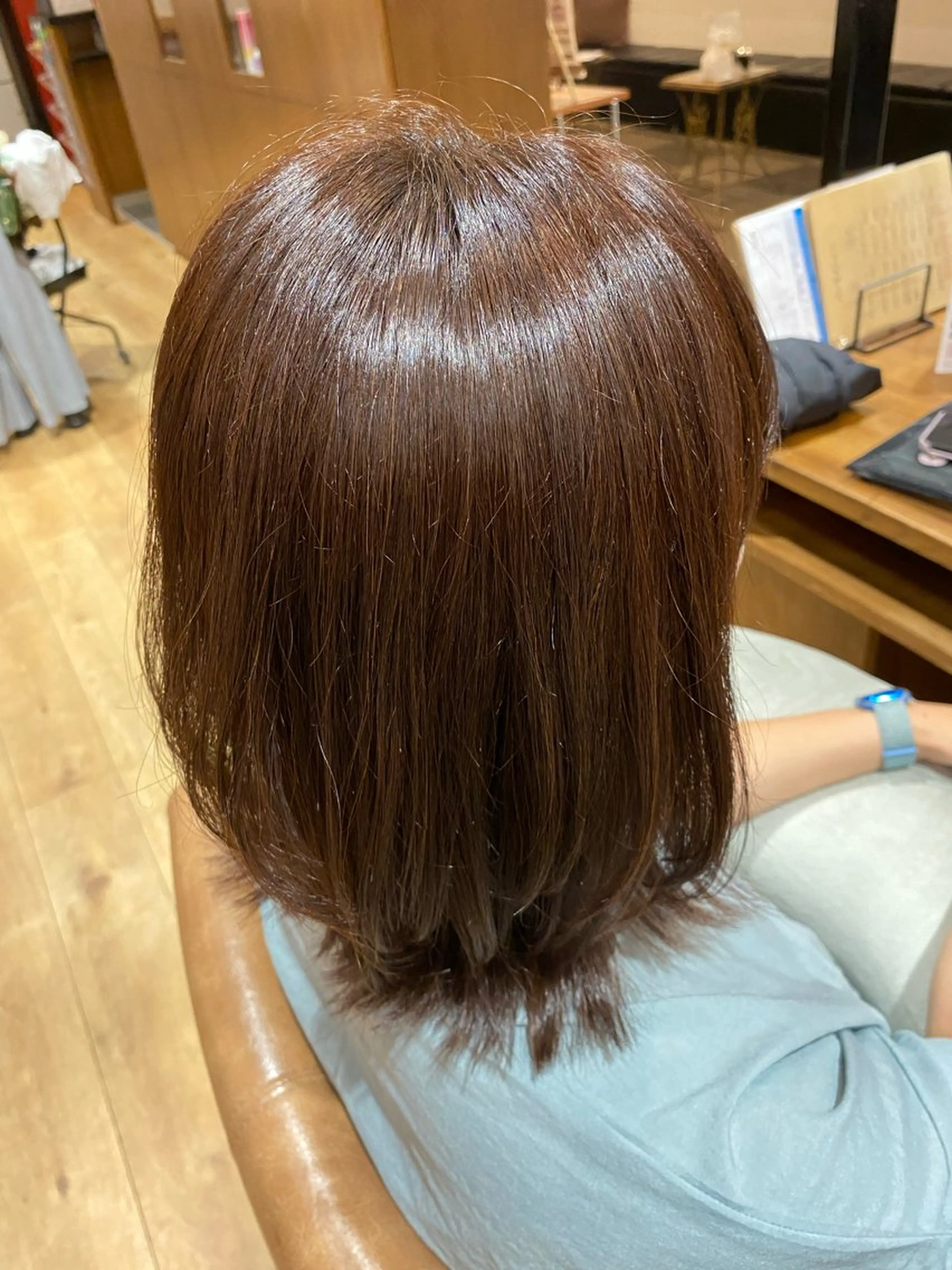 ミディアム オレンジブラウン ヘアカラー トリートメント 暖色系カラー まおのヘアスタイル