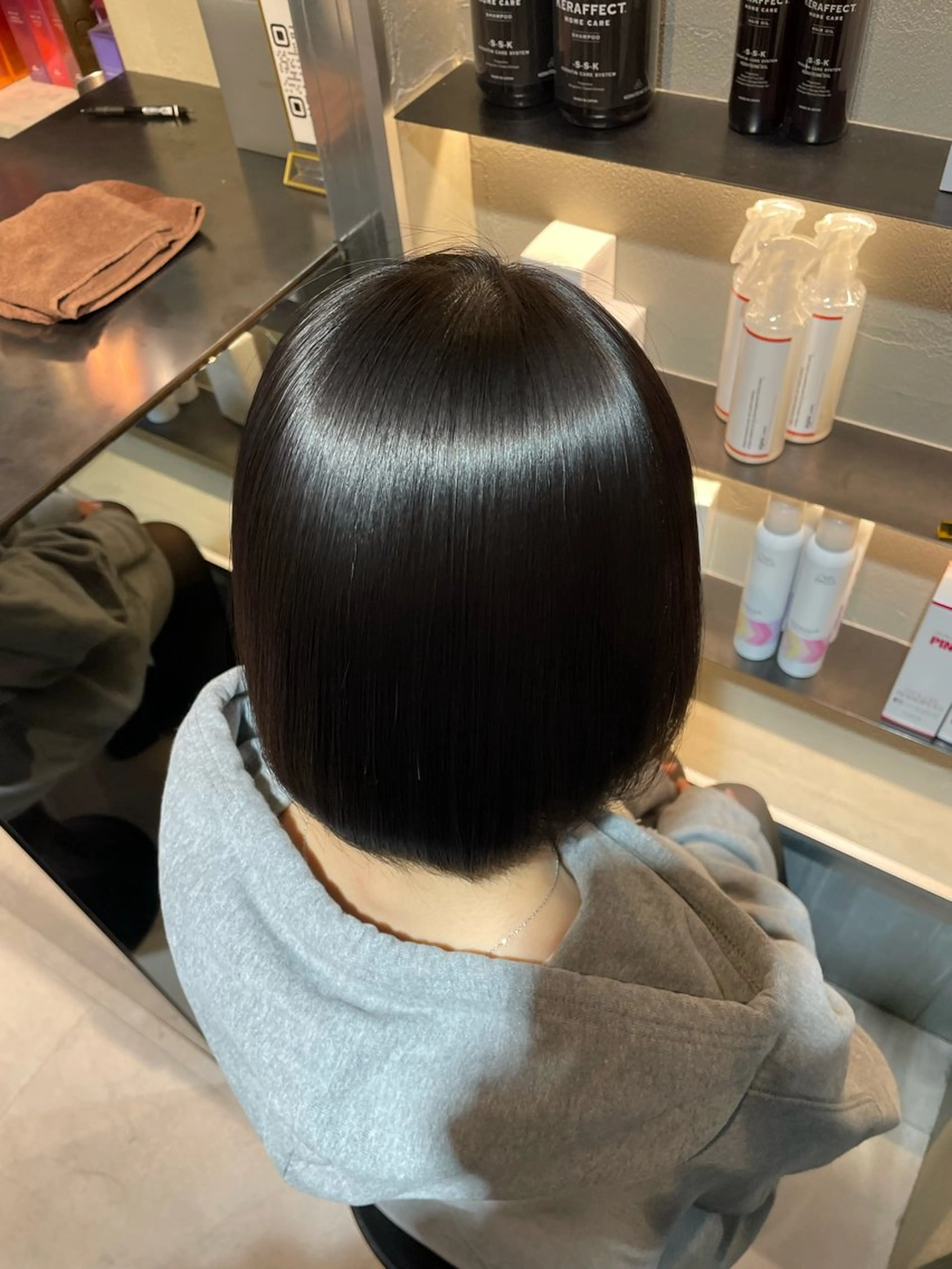 セミロング 半個室サロンyoures hair 髪質改善トリートメント東新宿店所属・榊原竜弥 髪質改善/美髪作りのヘアスタイル