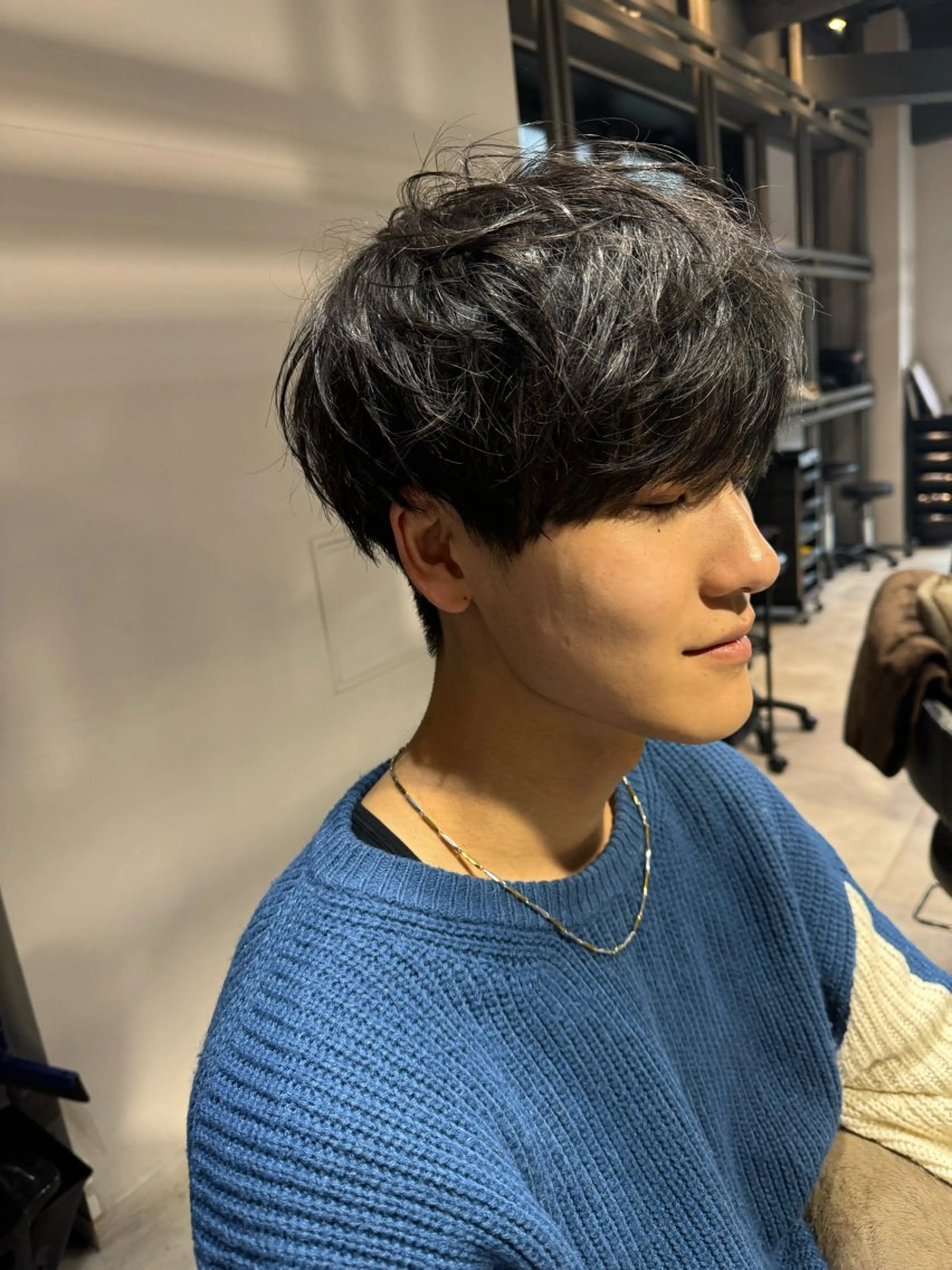 ミディアム メンズ マッシュ 似合う髪型が 分からない方へのヘアスタイル