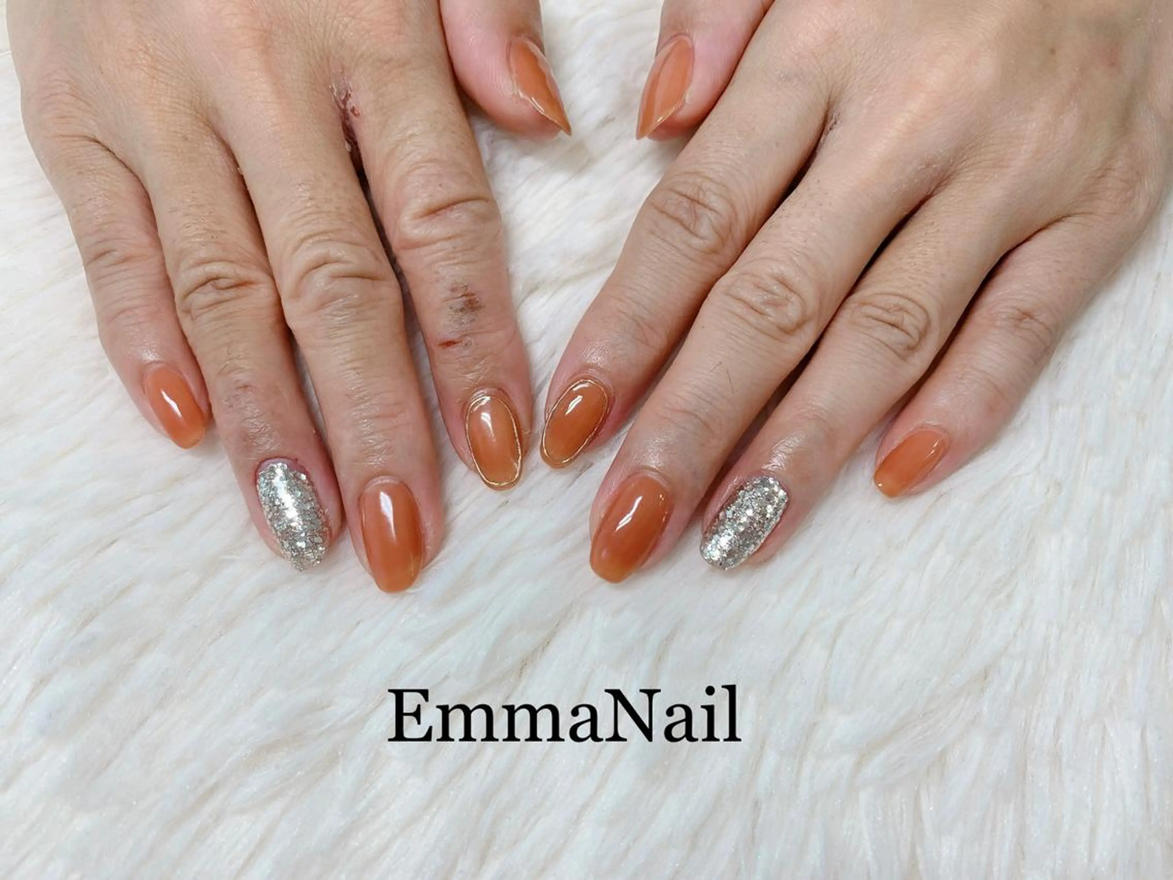 ネイル ミラーネイル ハンドネイル salon EM&A emiのネイルデザイン