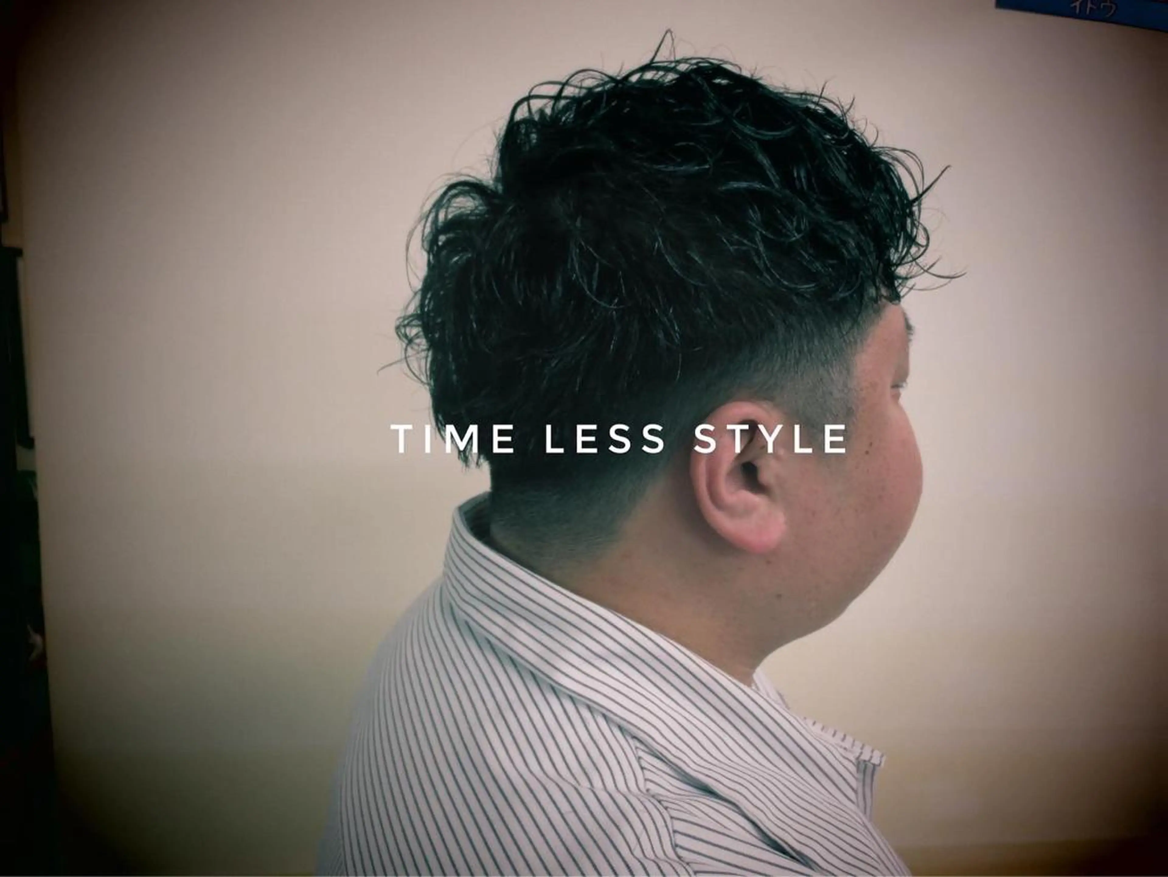 ショート メンズ ビジネス マッシュ メンズパーマ ショートヘア Back  bone barberのヘアスタイル