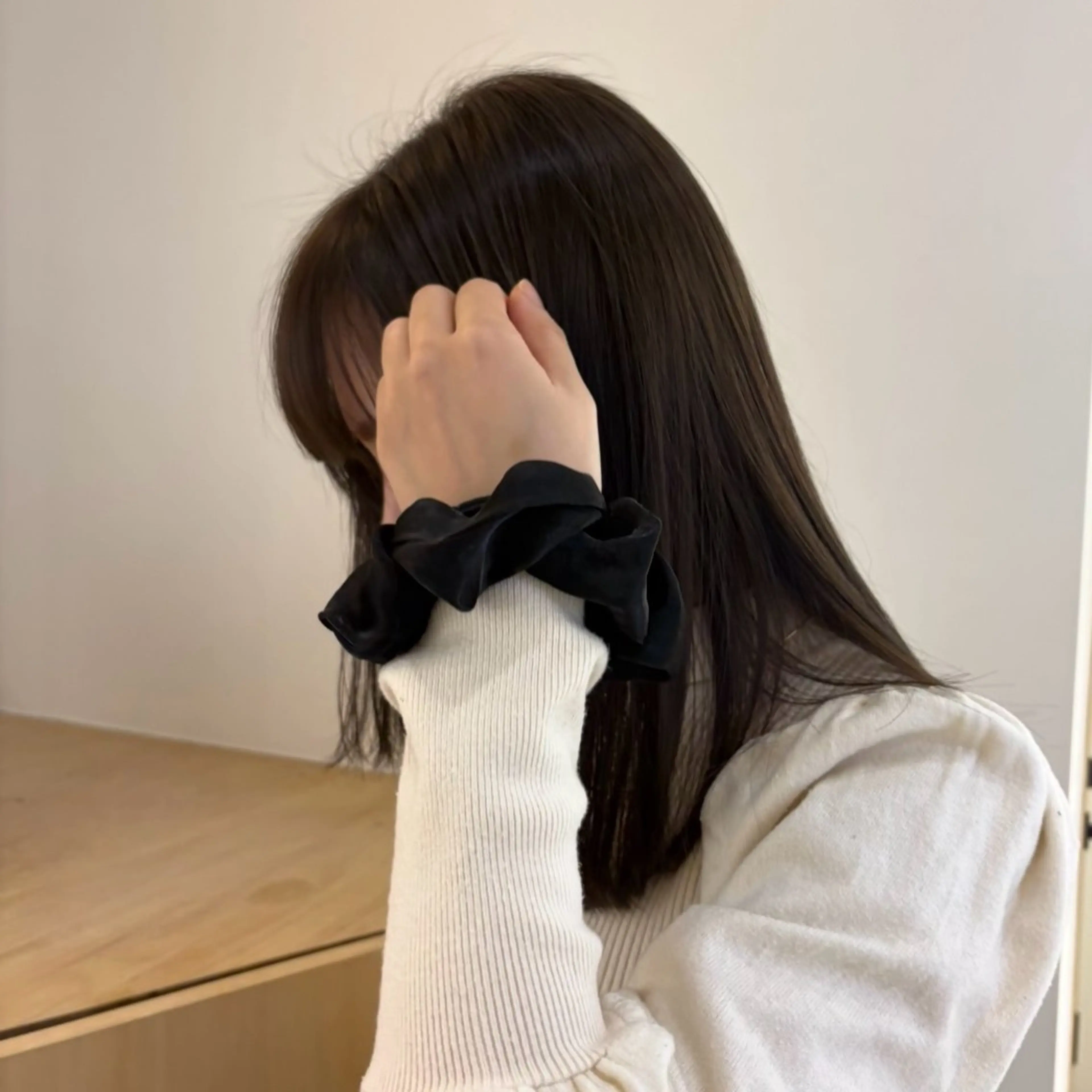 カラー ブラウンカラー ヘアカラー トリートメント 蓑輪璃央 ショートカットのヘアスタイル