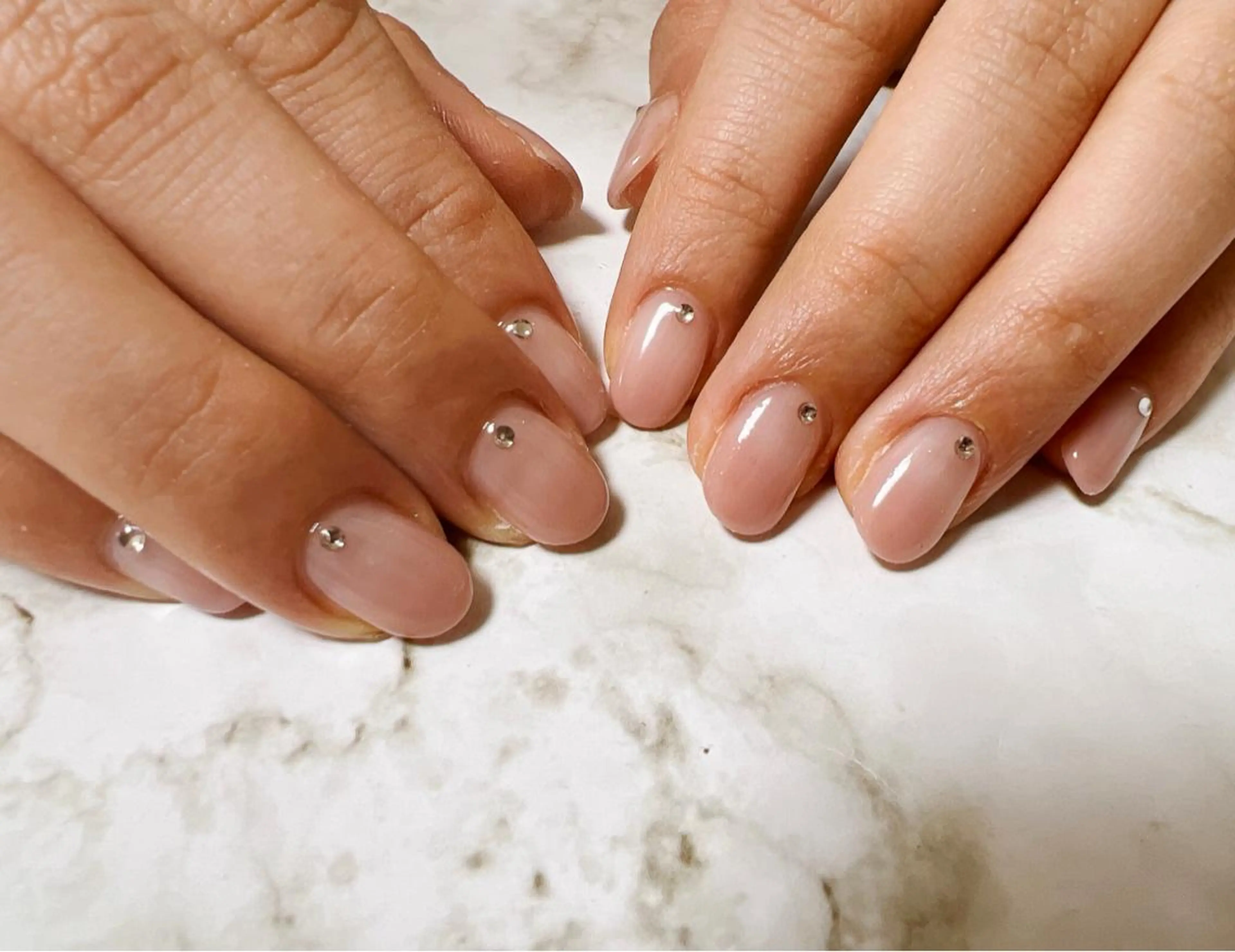 ネイル ストーンネイル kikinail 溝の口のネイルデザイン