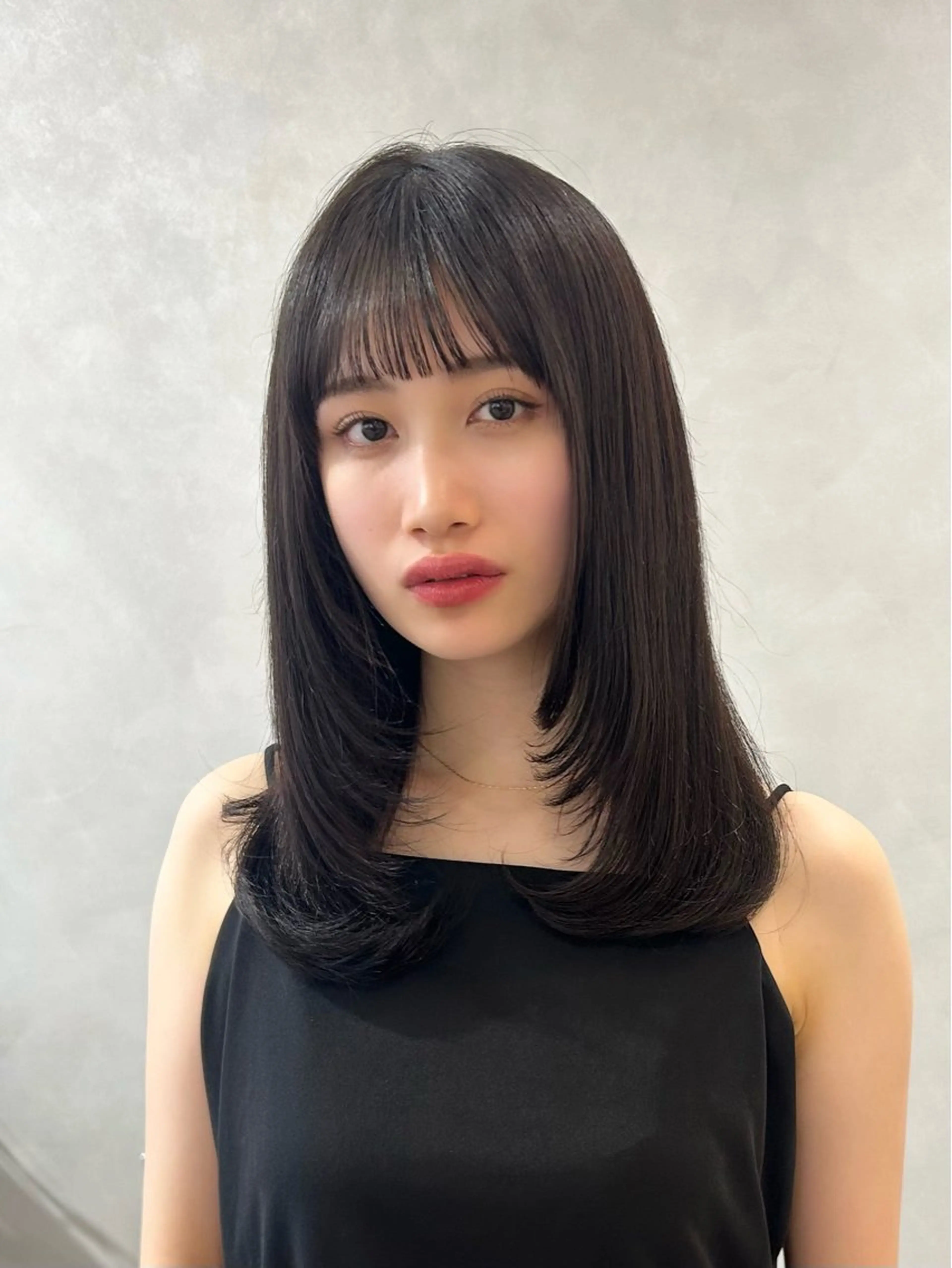 ミディアム カラー グレージュ レイヤーカット ❤️ショートカット ・顔周りカット❤️のヘアスタイル