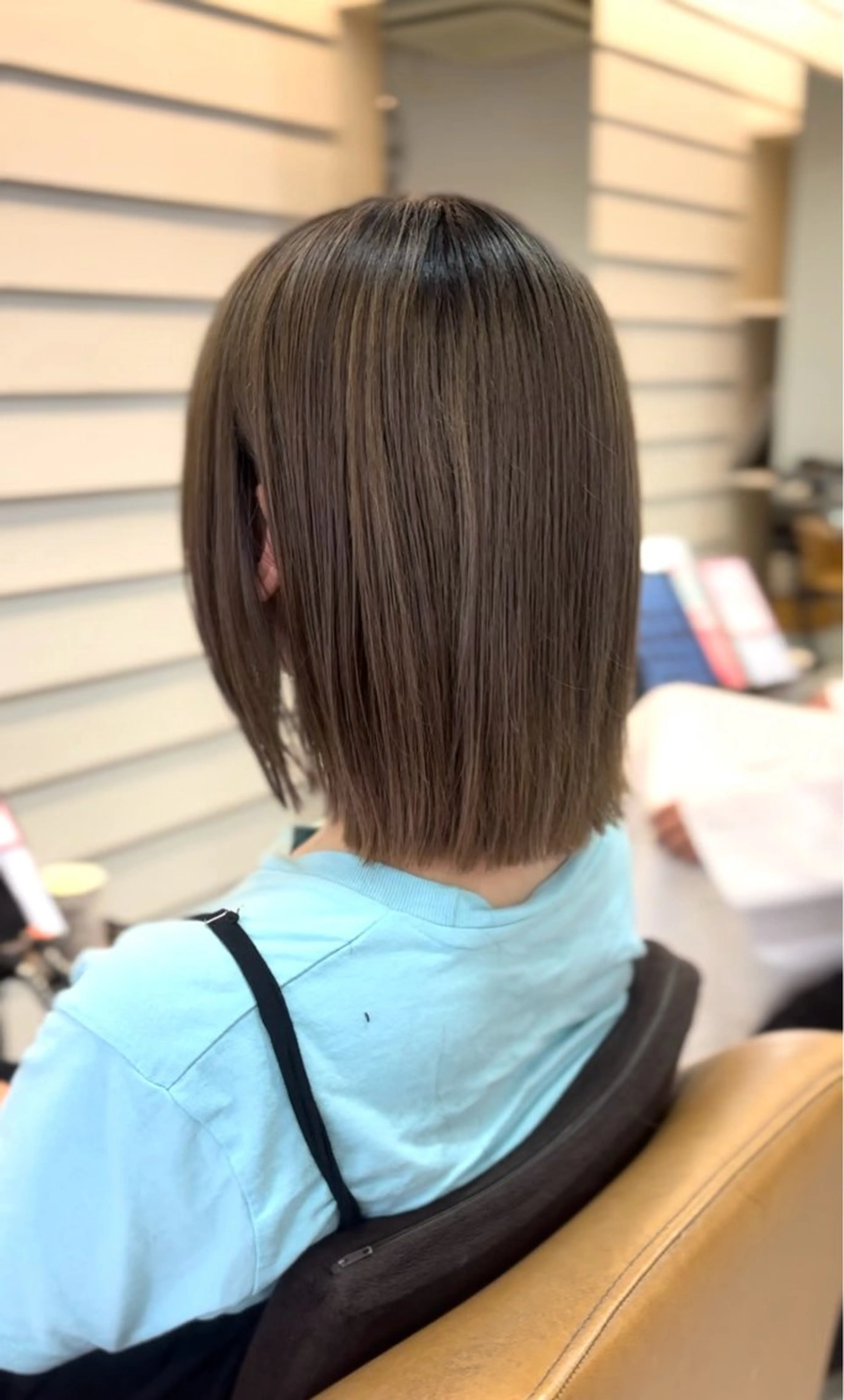 カラー アッシュ 吉田 輝のヘアスタイル