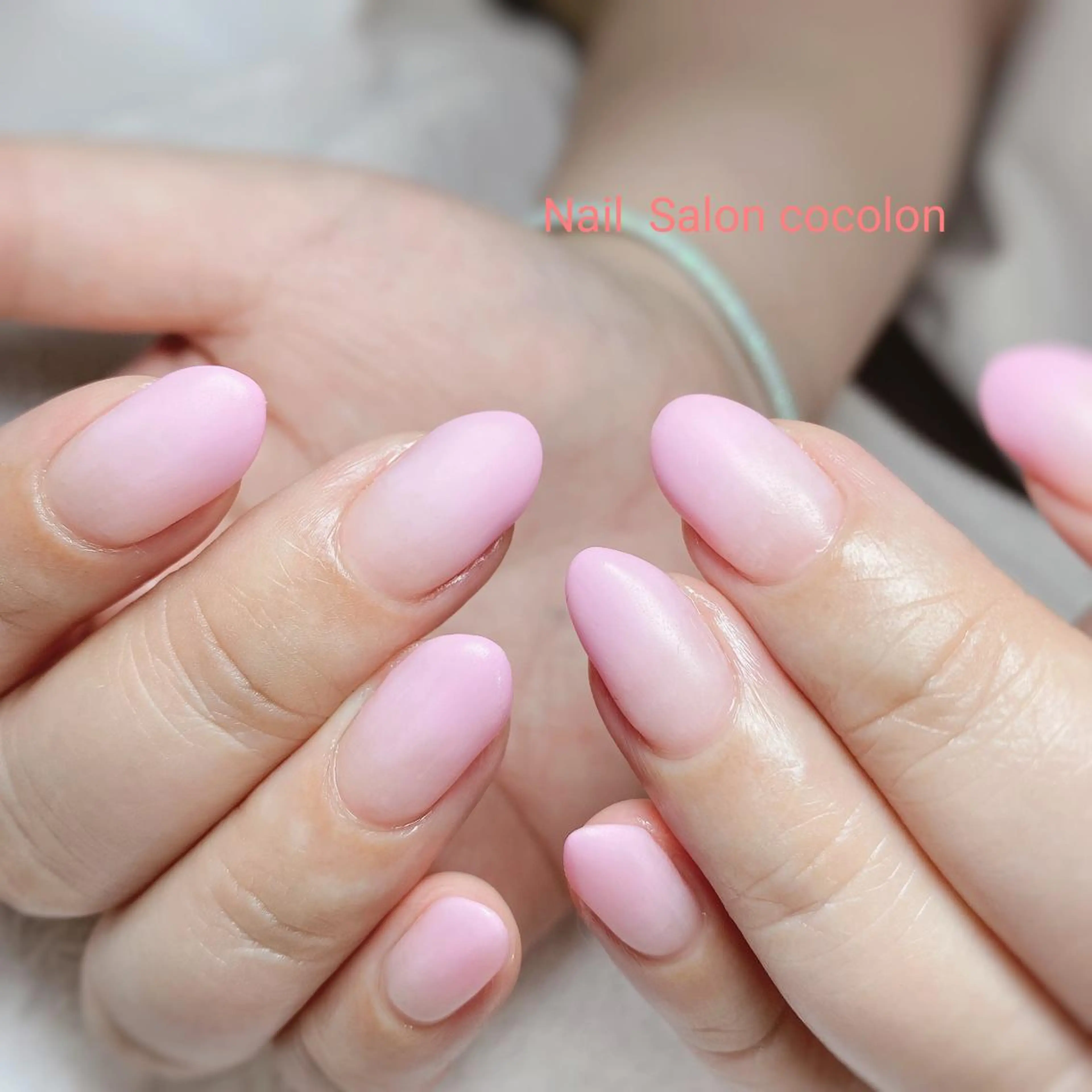 ネイル グラデーション マットネイル ハンドネイル 柴崎 美幸のネイルデザイン