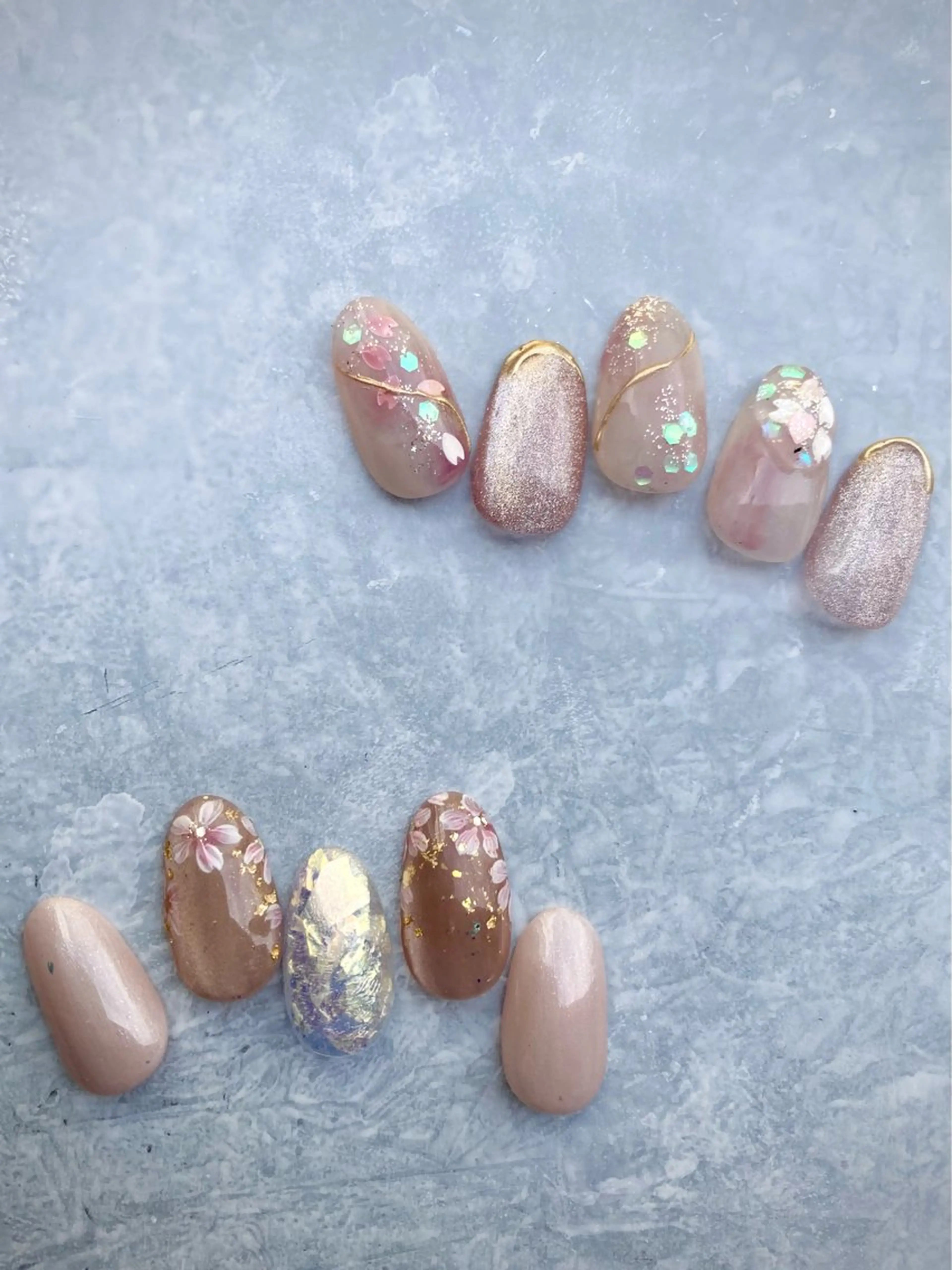 【オフなし】10本中4本​〜​6本アート💅選べるデザイン50種類以上/お時間目安1.5h+aの写真