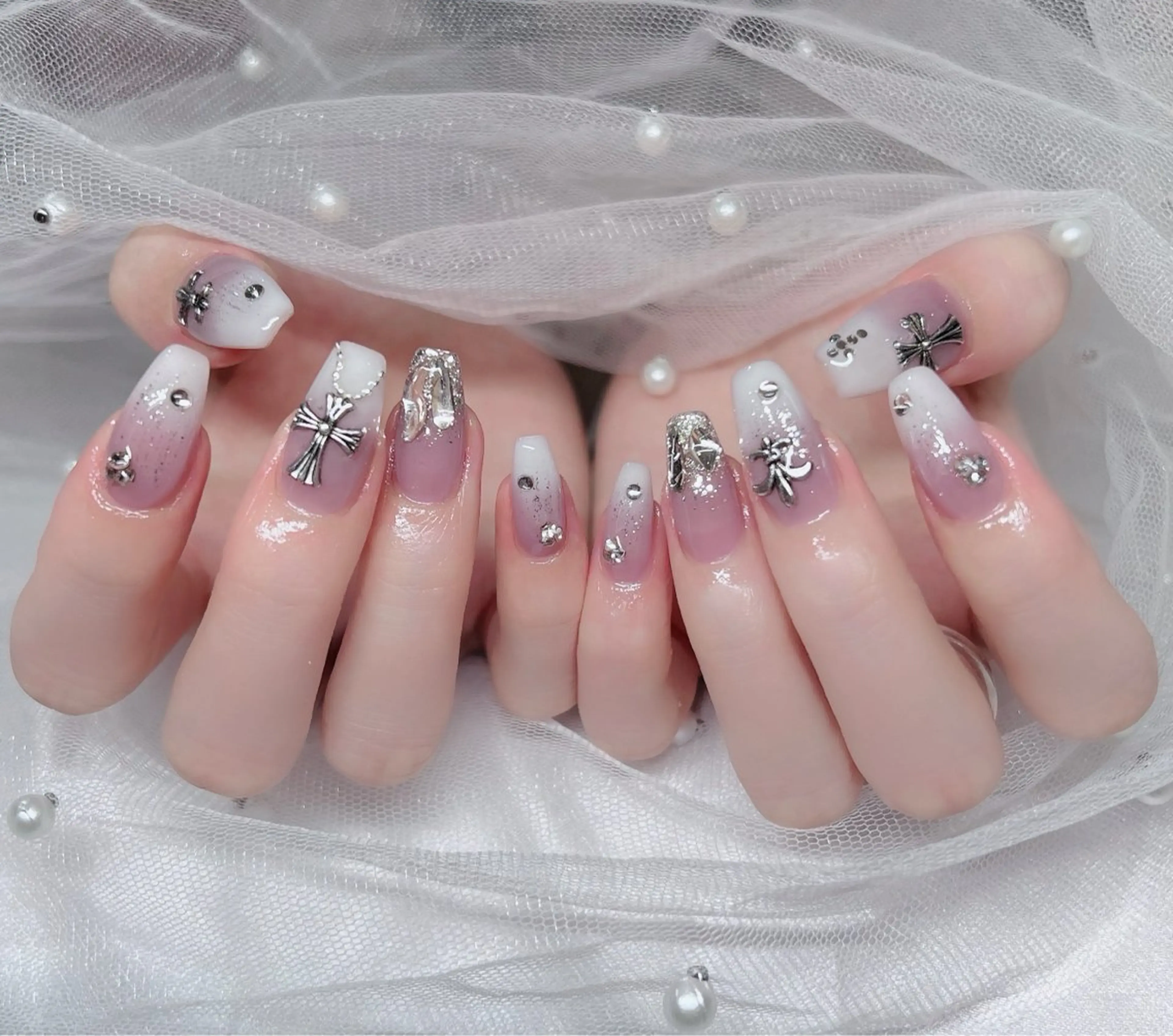 ネイル ハンドネイル 🎀PG🩵 ネイルサロンのネイルデザイン