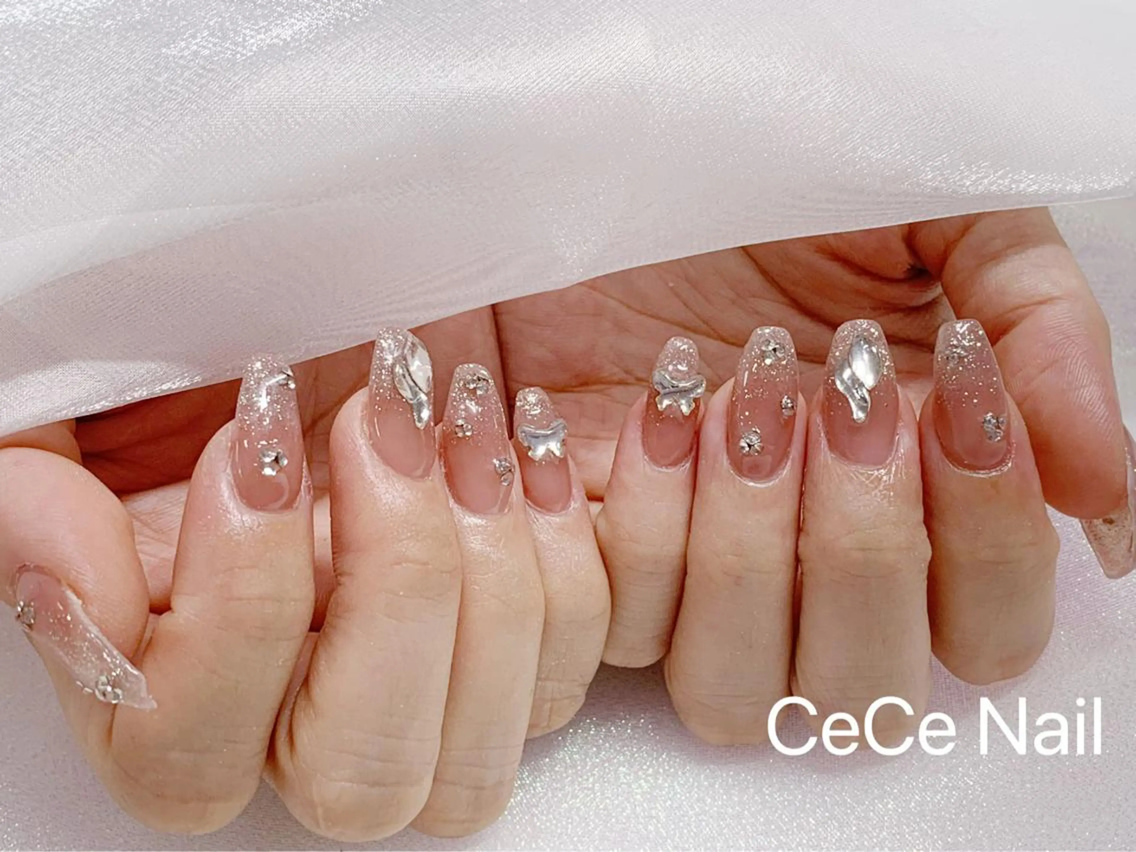 ミディアム ネイル 🎀CeCe nail🎀のネイルデザイン
